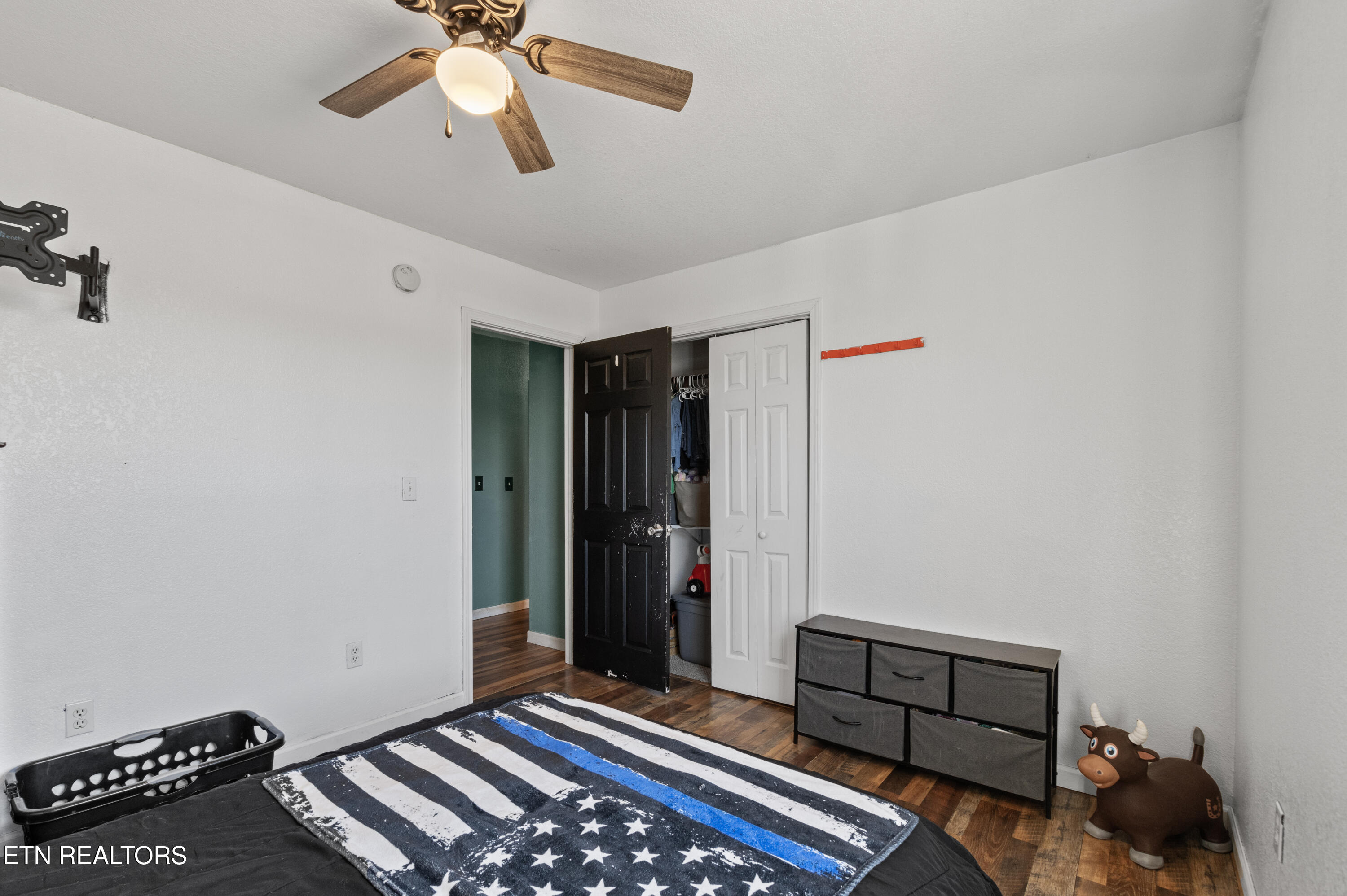 243 Sandy Hill Rd, LaFollette