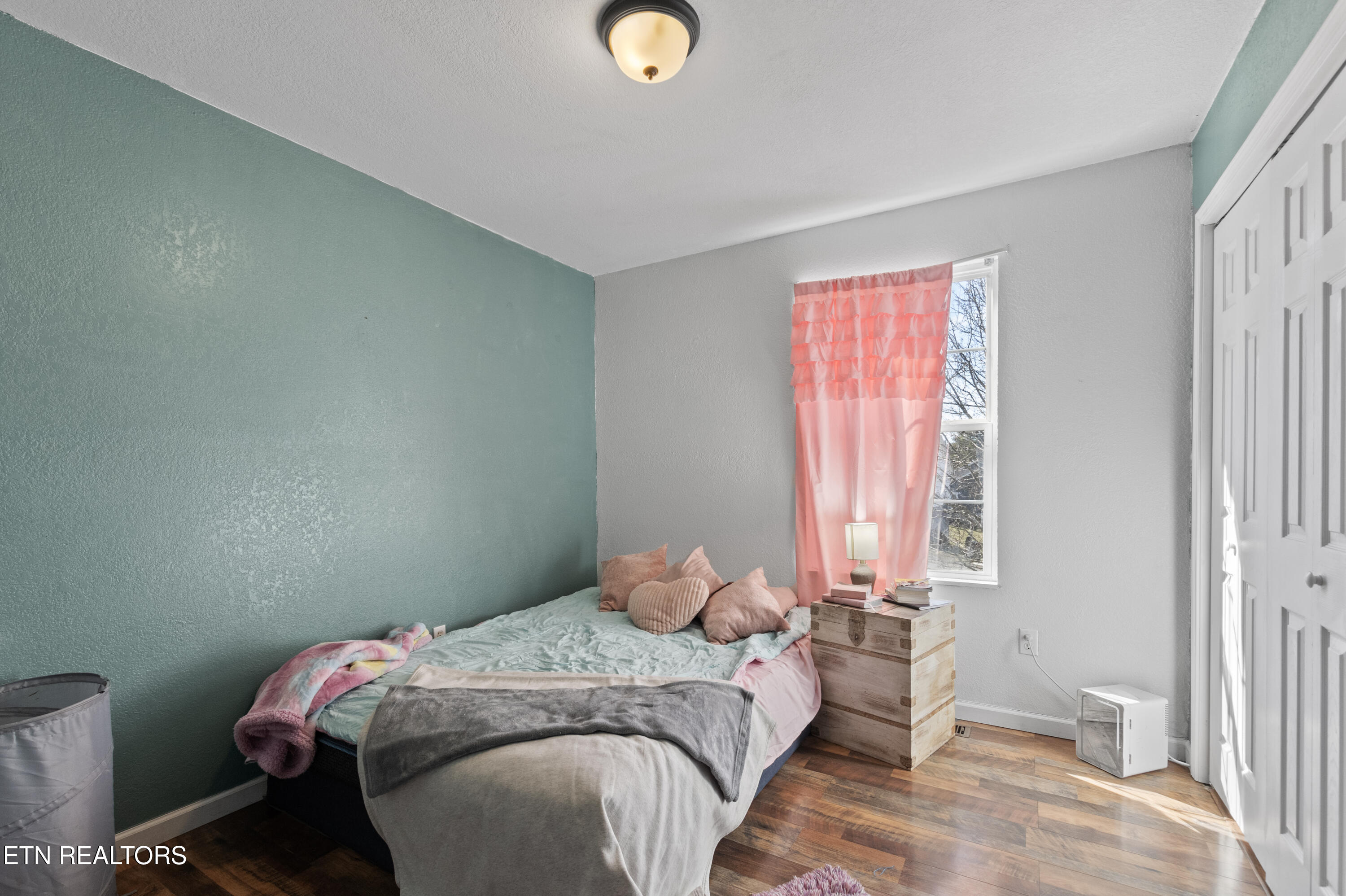 243 Sandy Hill Rd, LaFollette