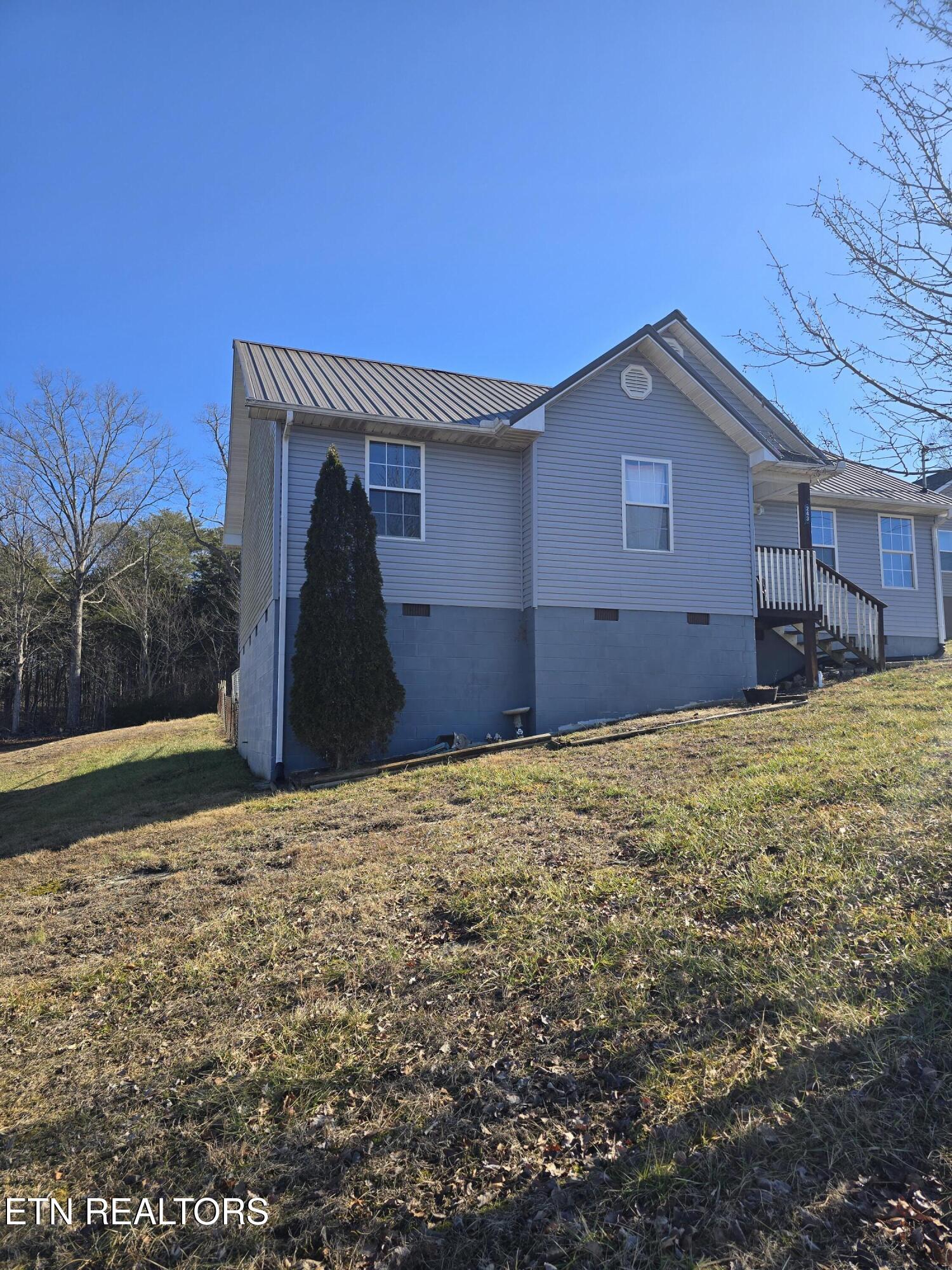 243 Sandy Hill Rd, LaFollette