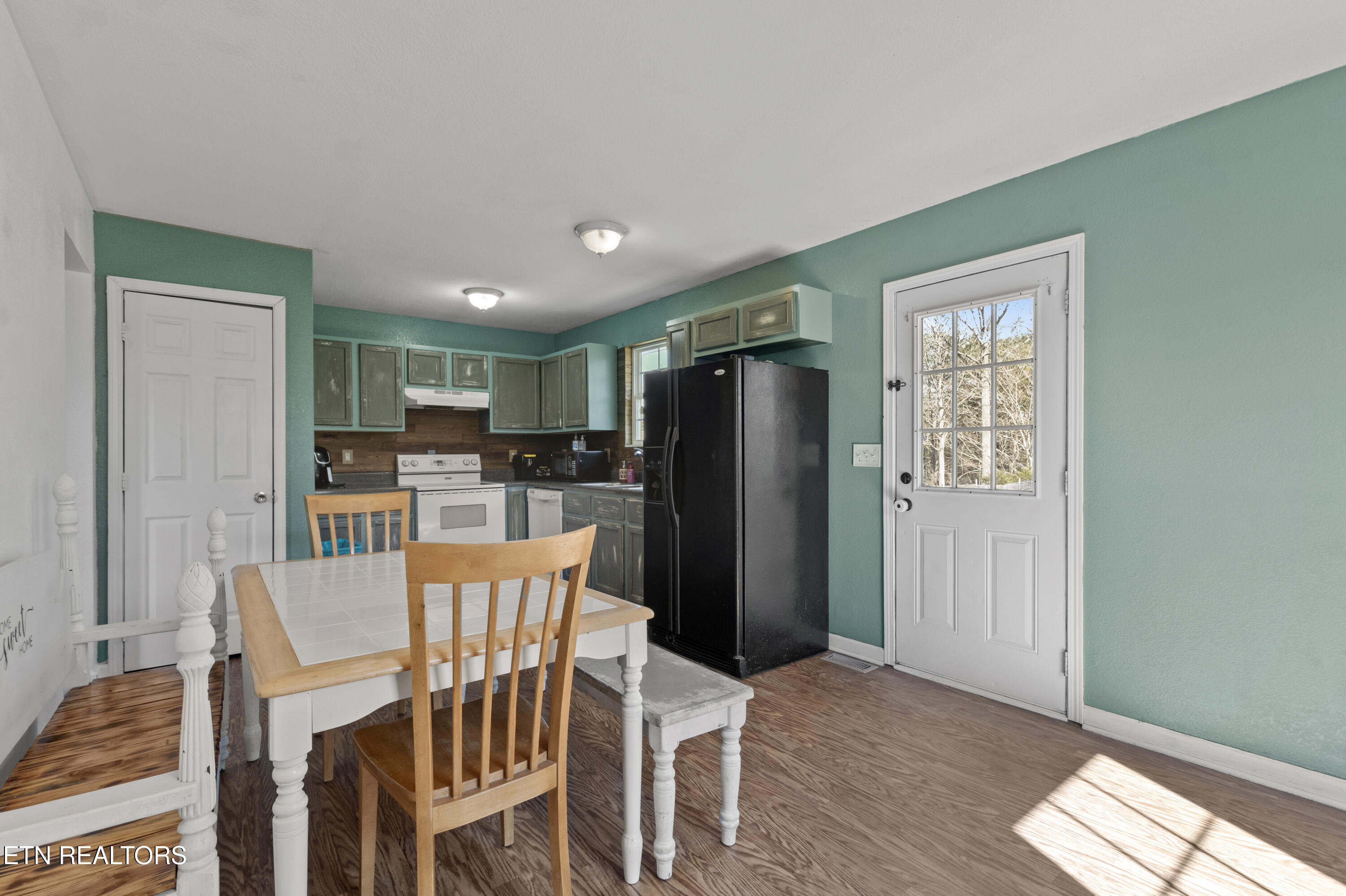 243 Sandy Hill Rd, LaFollette