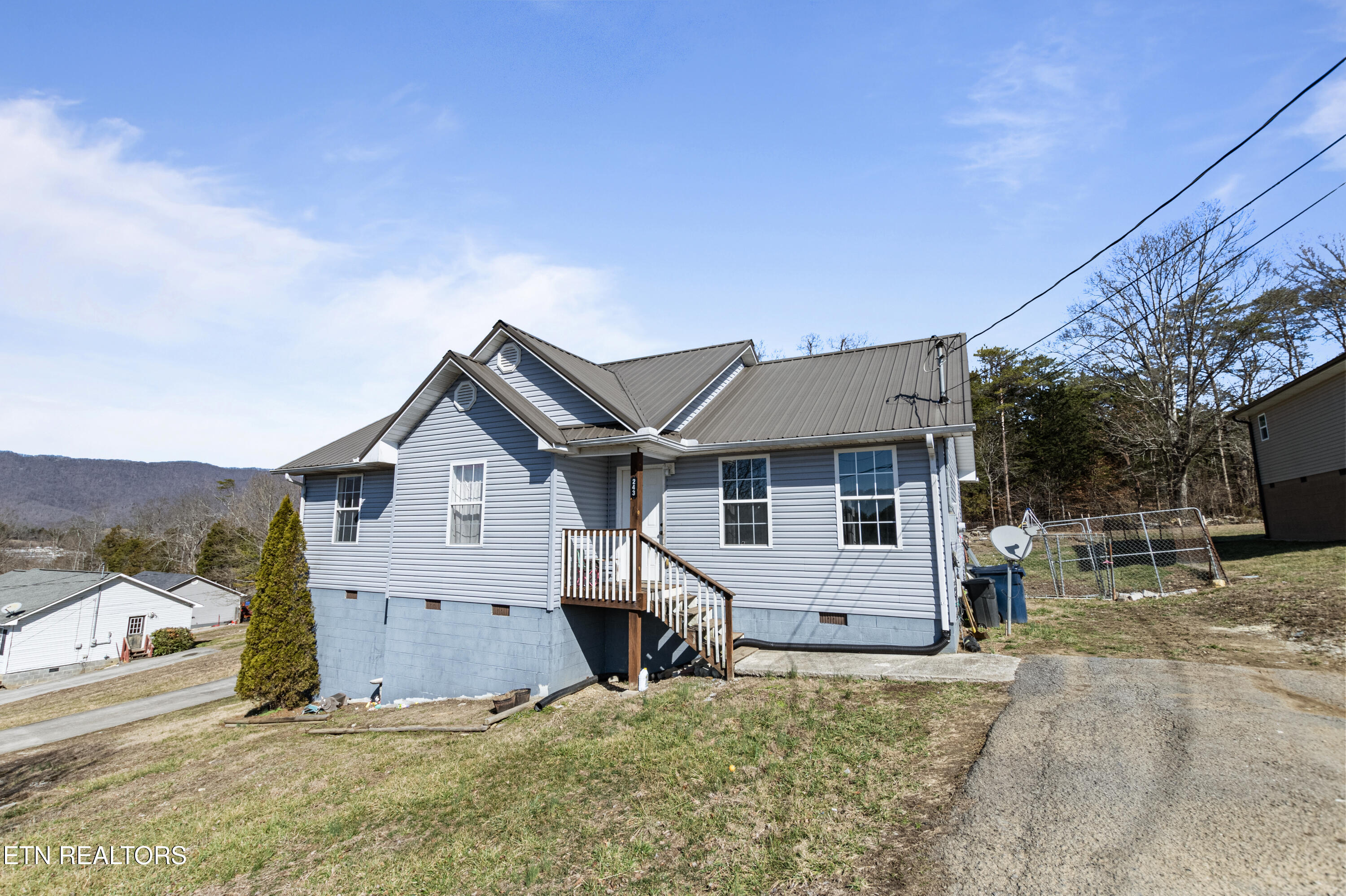 243 Sandy Hill Rd, LaFollette