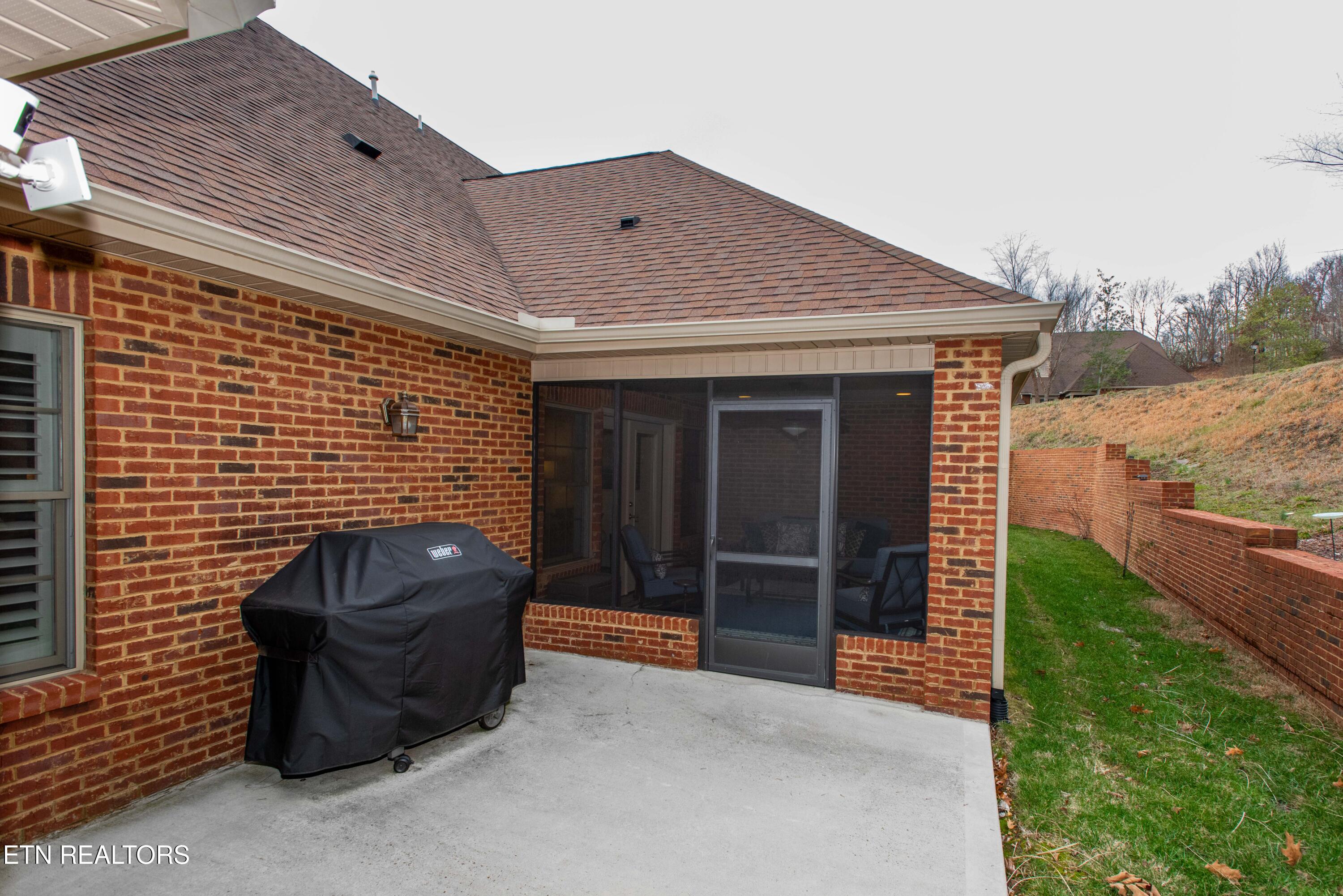 2504 Maple Branch Lane