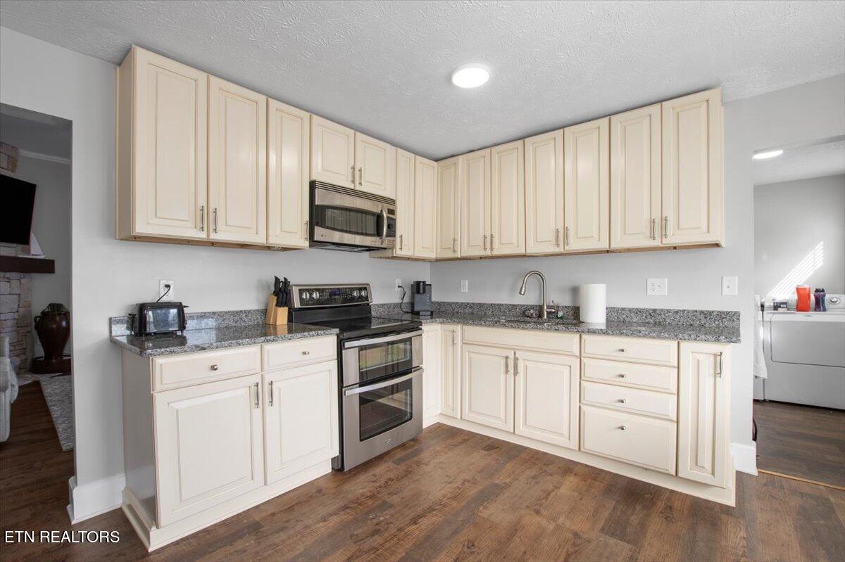 508 E Central Ave, LaFollette