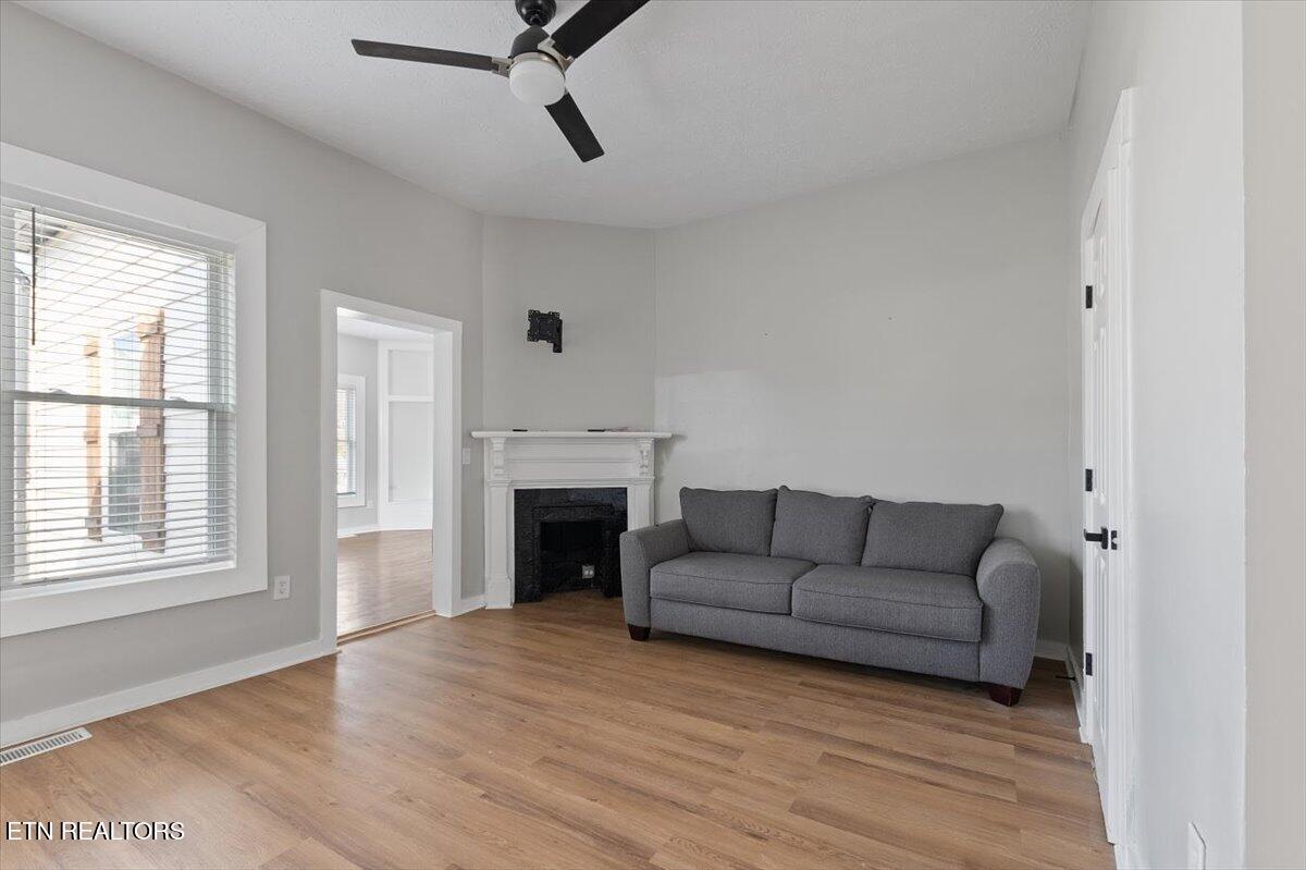 508 E Central Ave, LaFollette