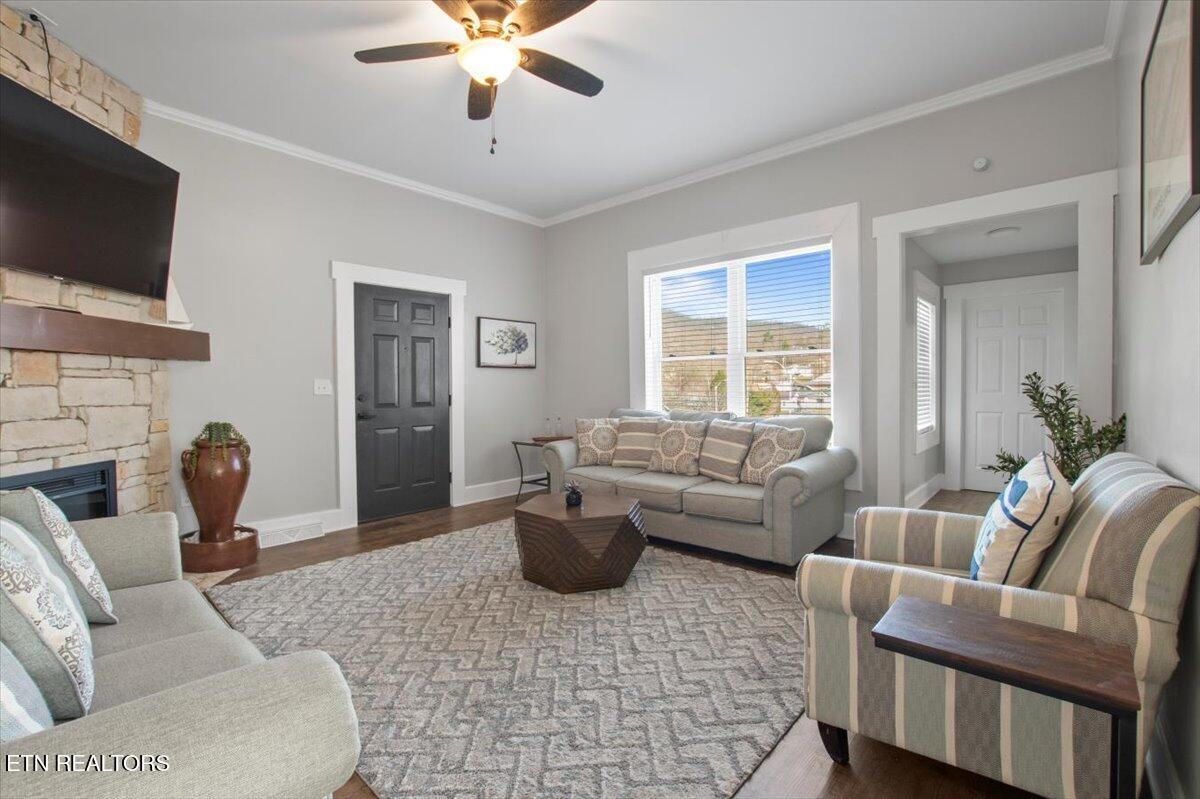 508 E Central Ave, LaFollette