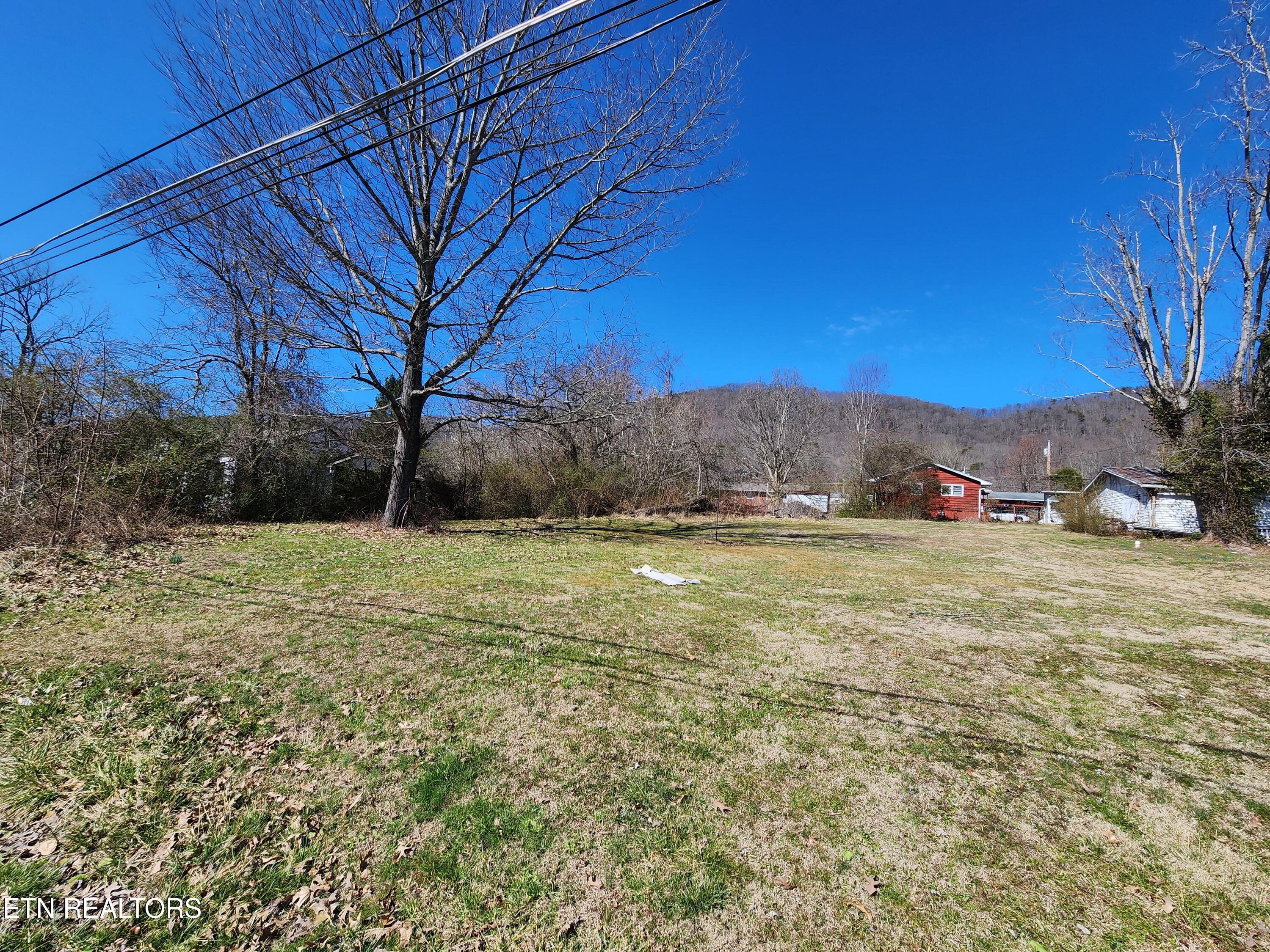 902 W Prospect St, LaFollette