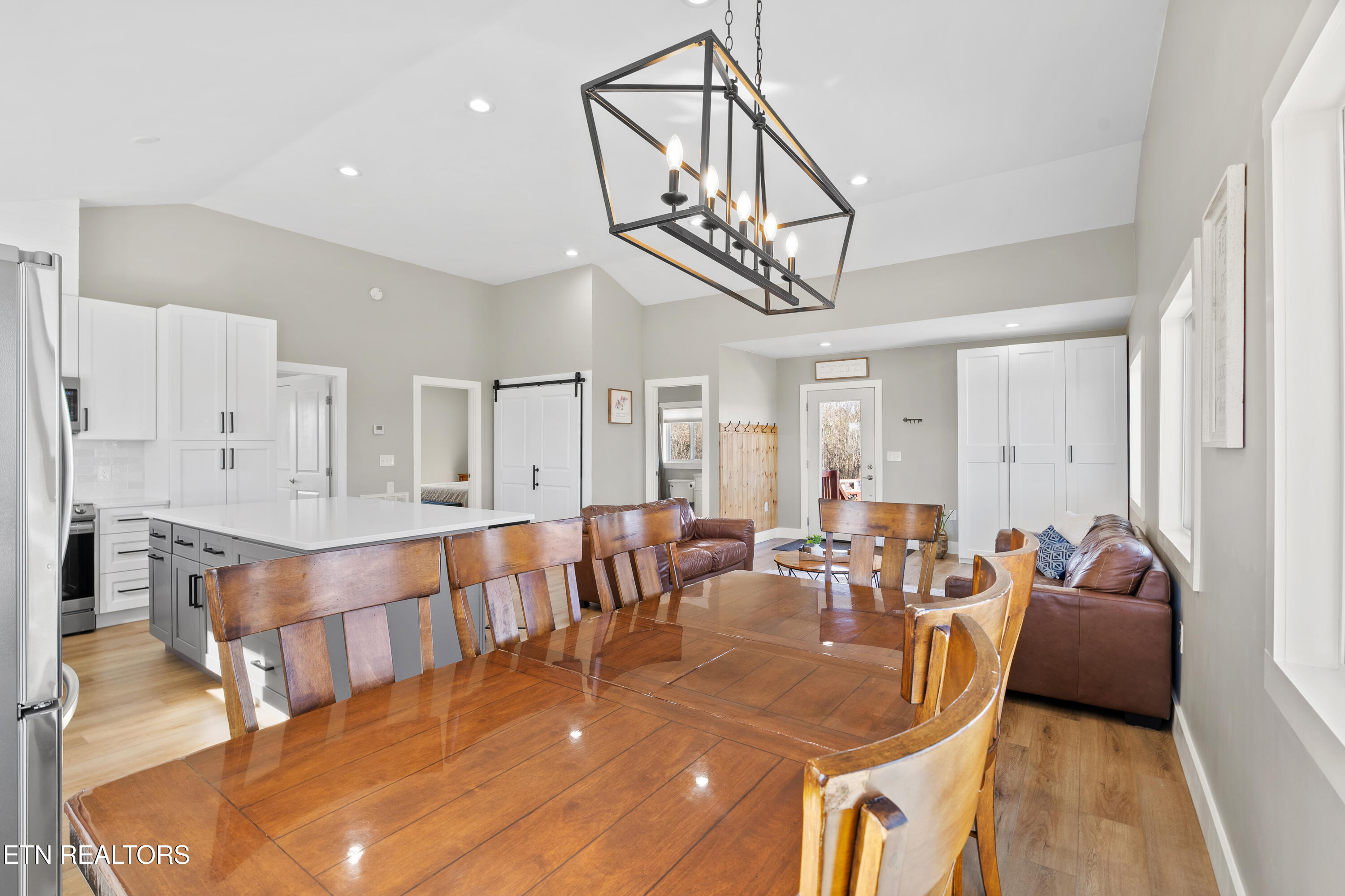 2850 Reed Springs Rd