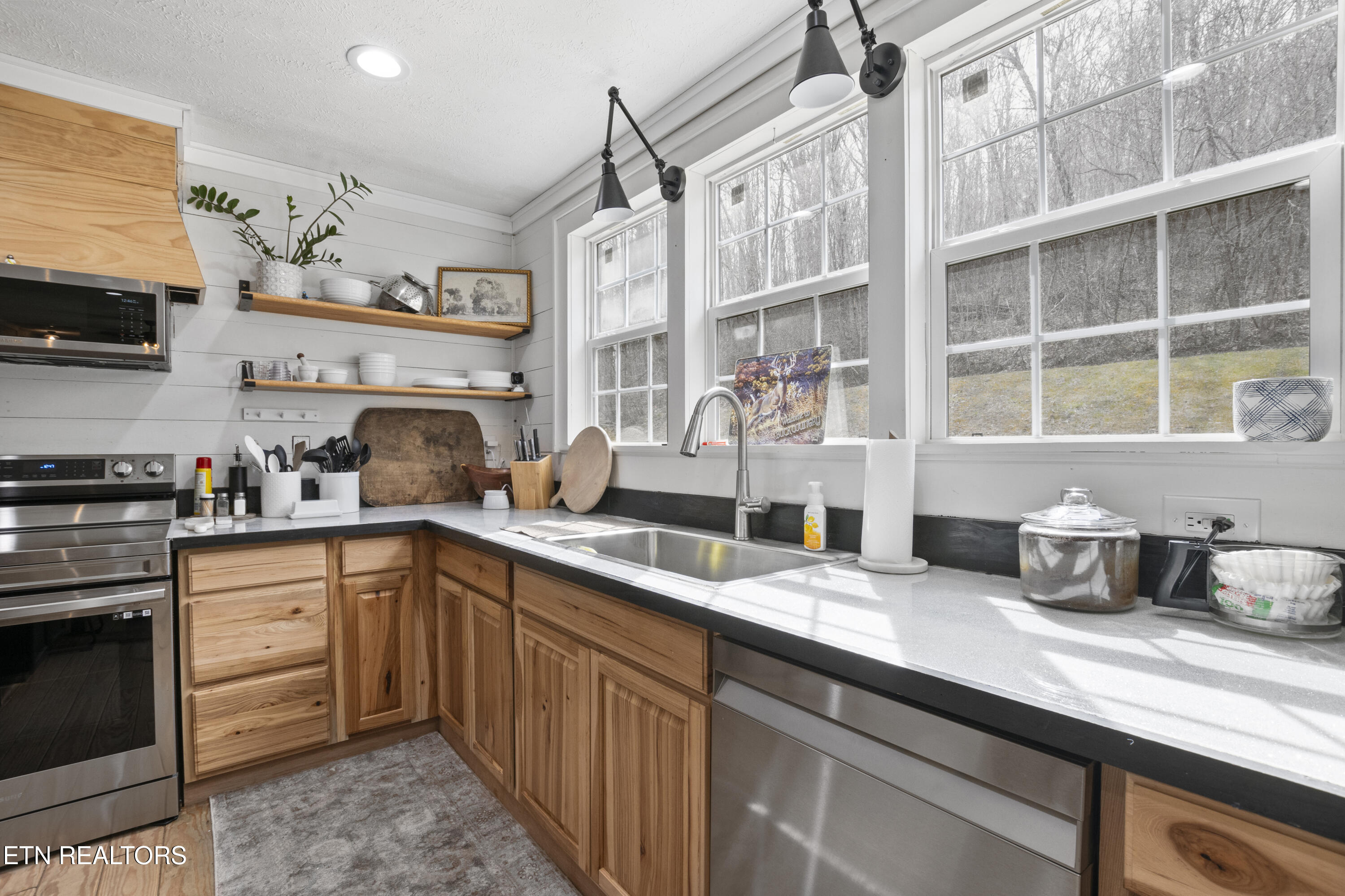 896 Knoxville Hollow Rd, LaFollette