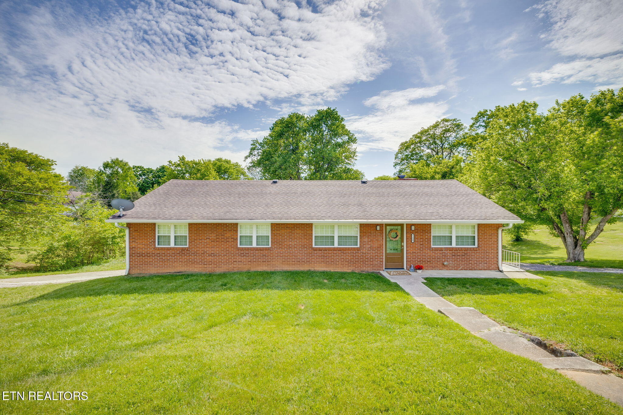 5600 Lon Roberts Drive