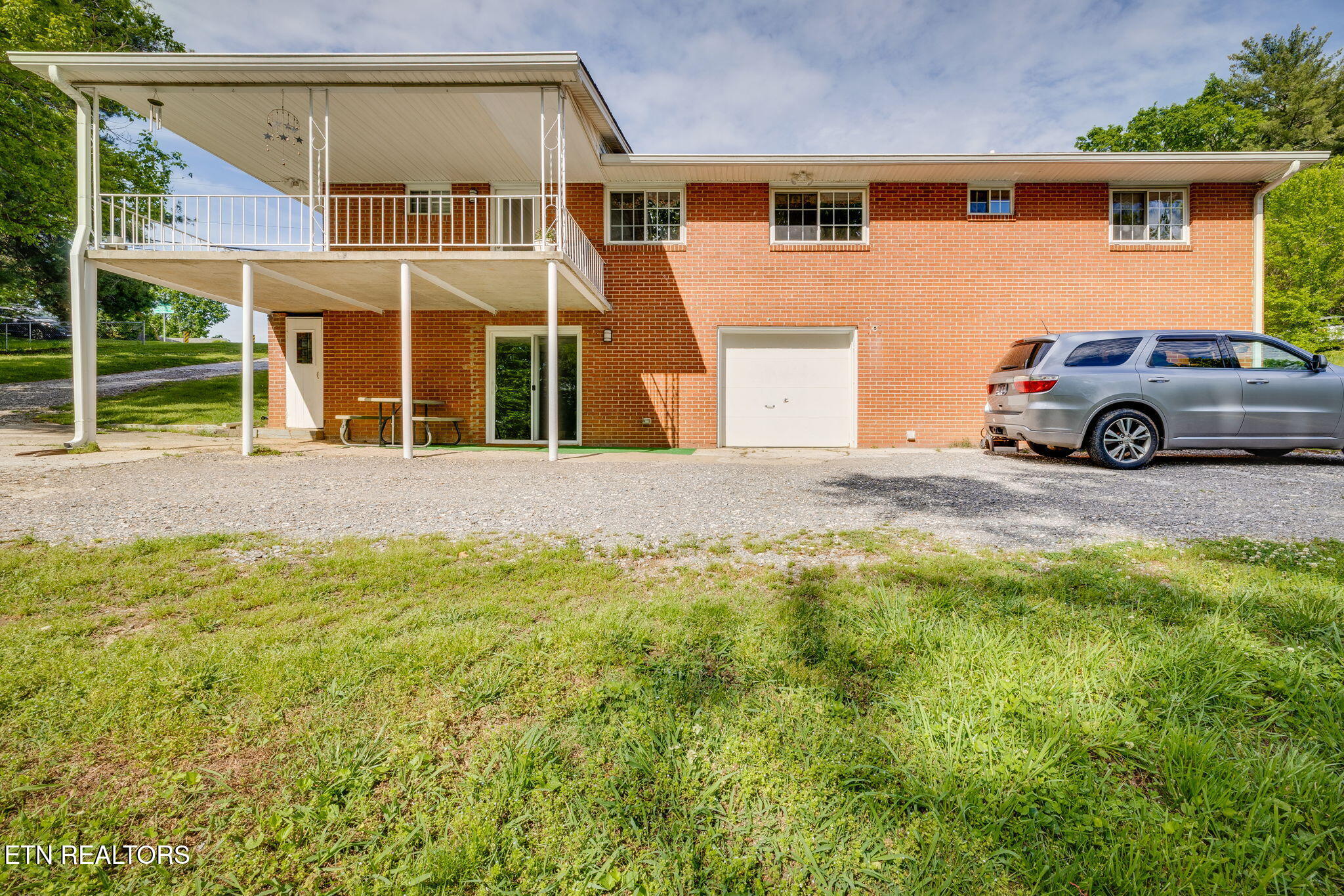 5600 Lon Roberts Drive