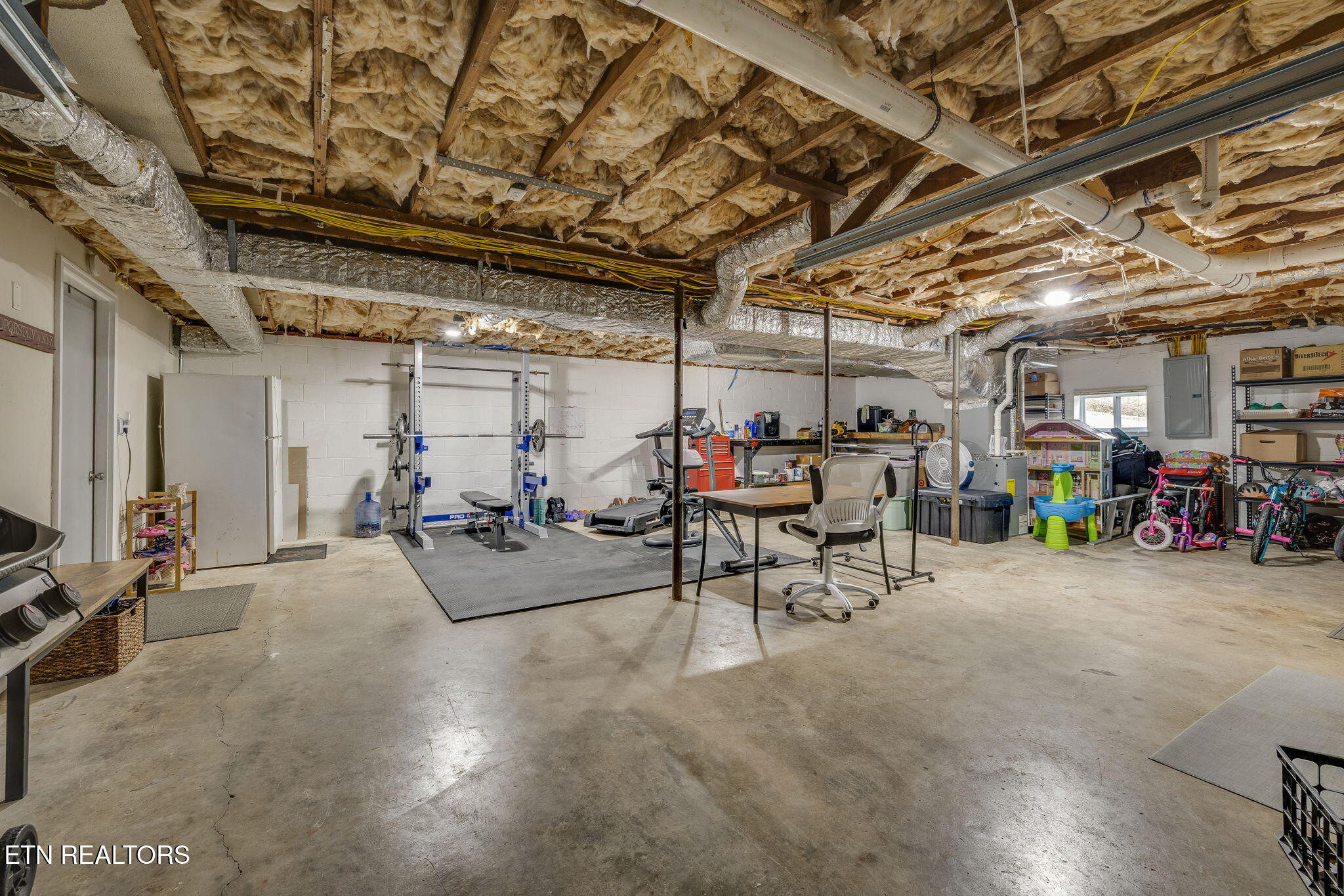 5600 Lon Roberts Drive