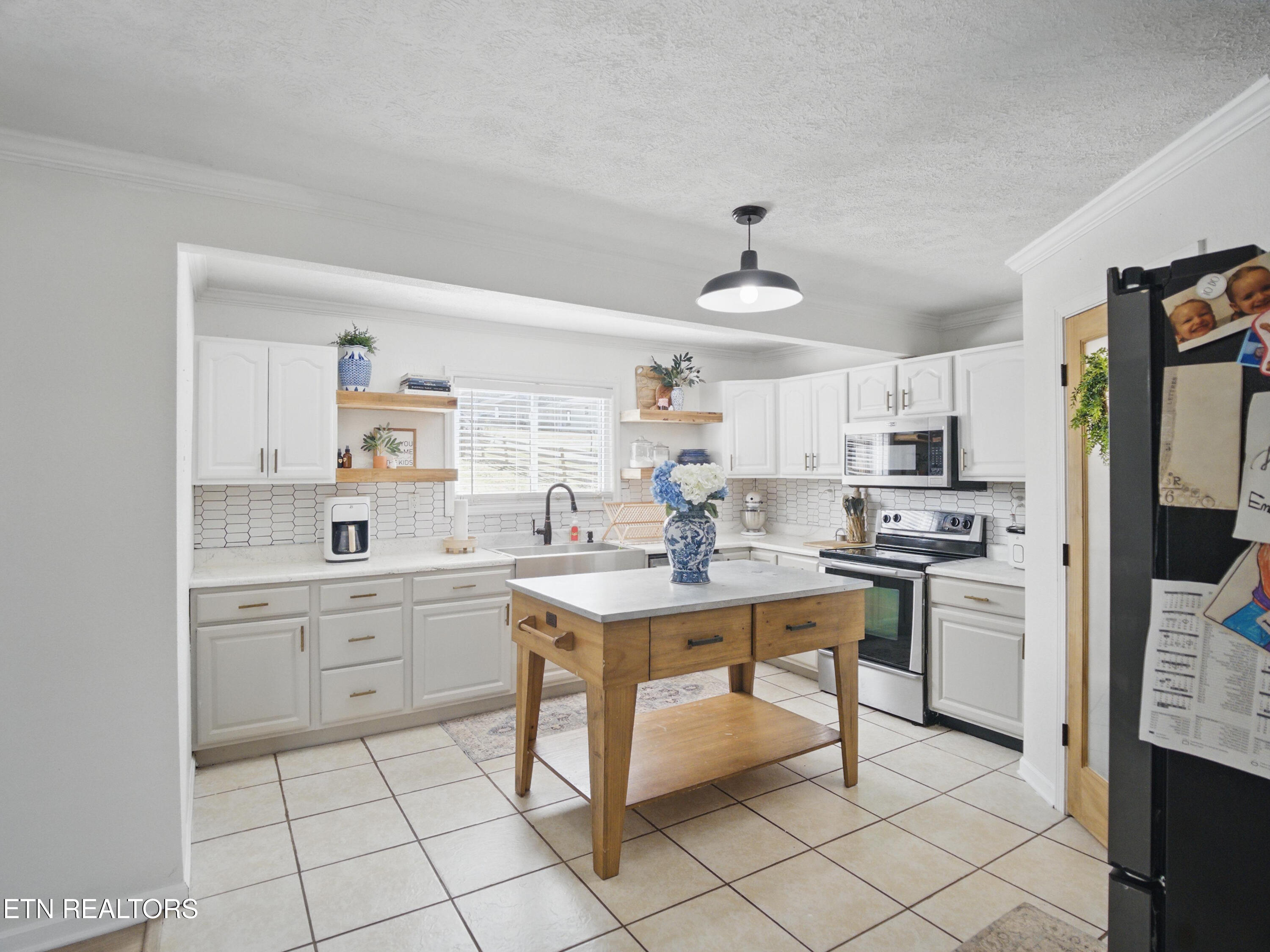 267 Kimberly Rd, LaFollette