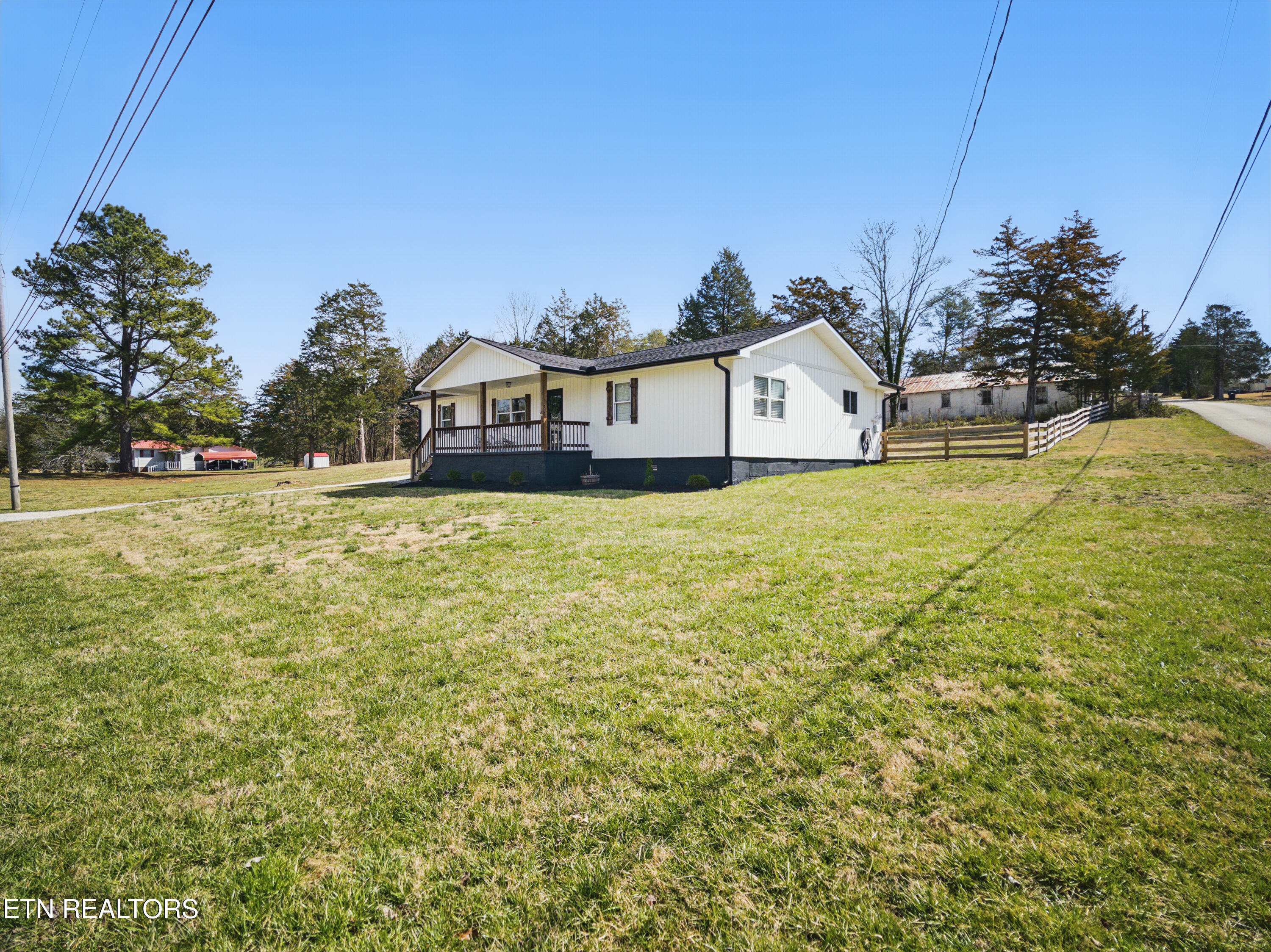267 Kimberly Rd, LaFollette