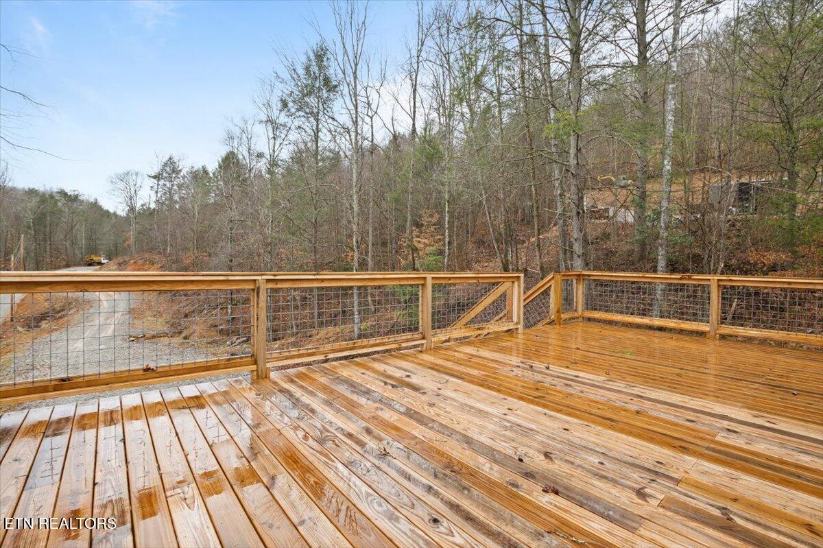 211 Big Four Rd, LaFollette