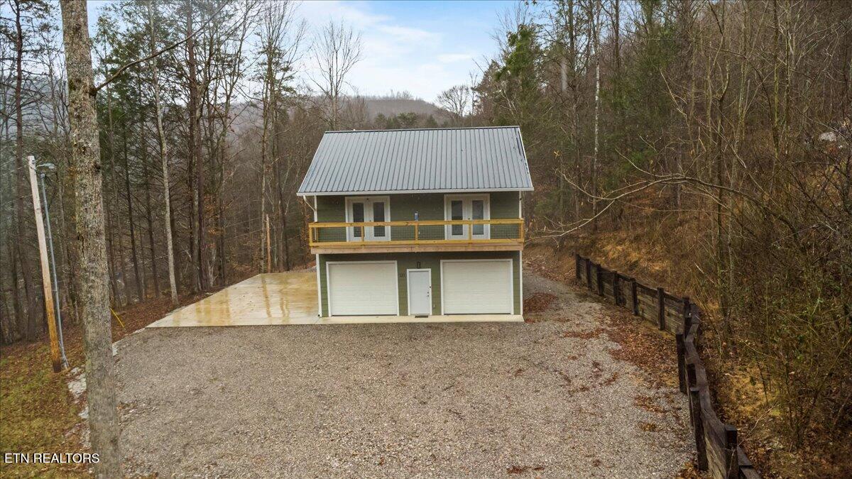 211 Big Four Rd, LaFollette