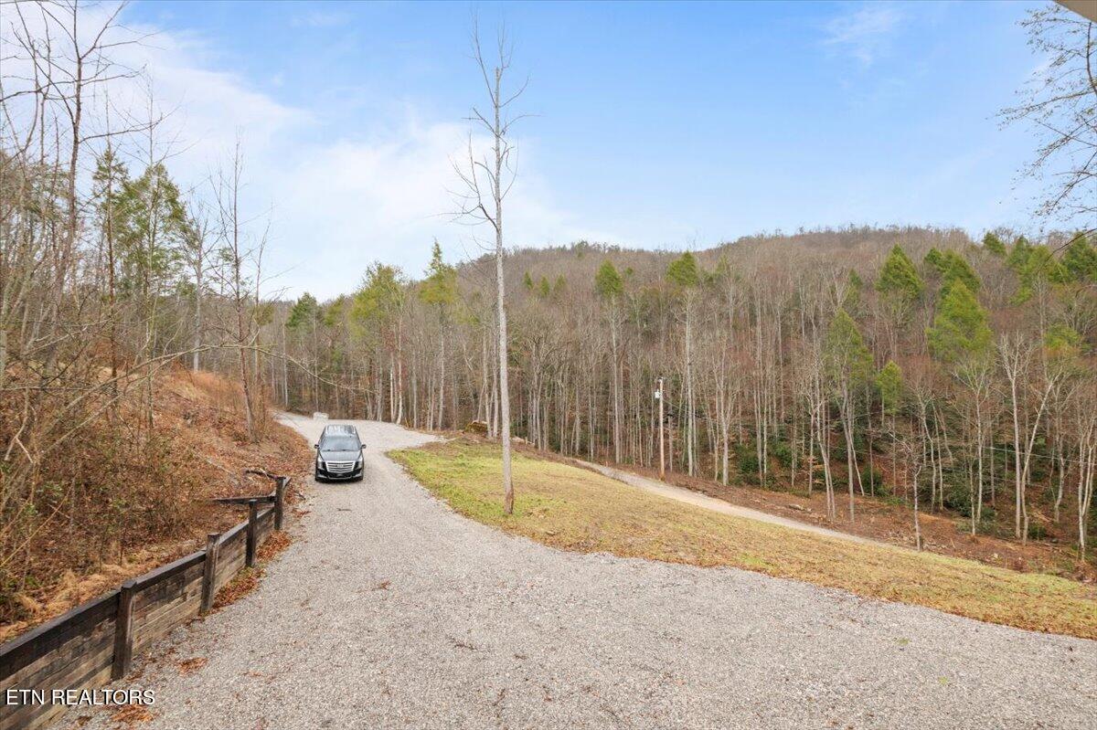 211 Big Four Rd, LaFollette