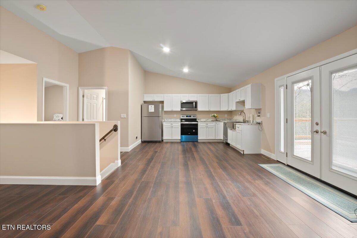 211 Big Four Rd, LaFollette