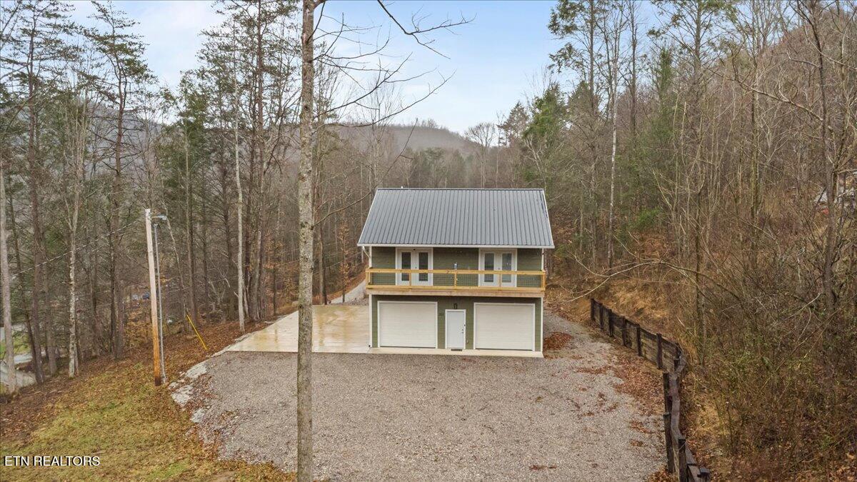 211 Big Four Rd, LaFollette