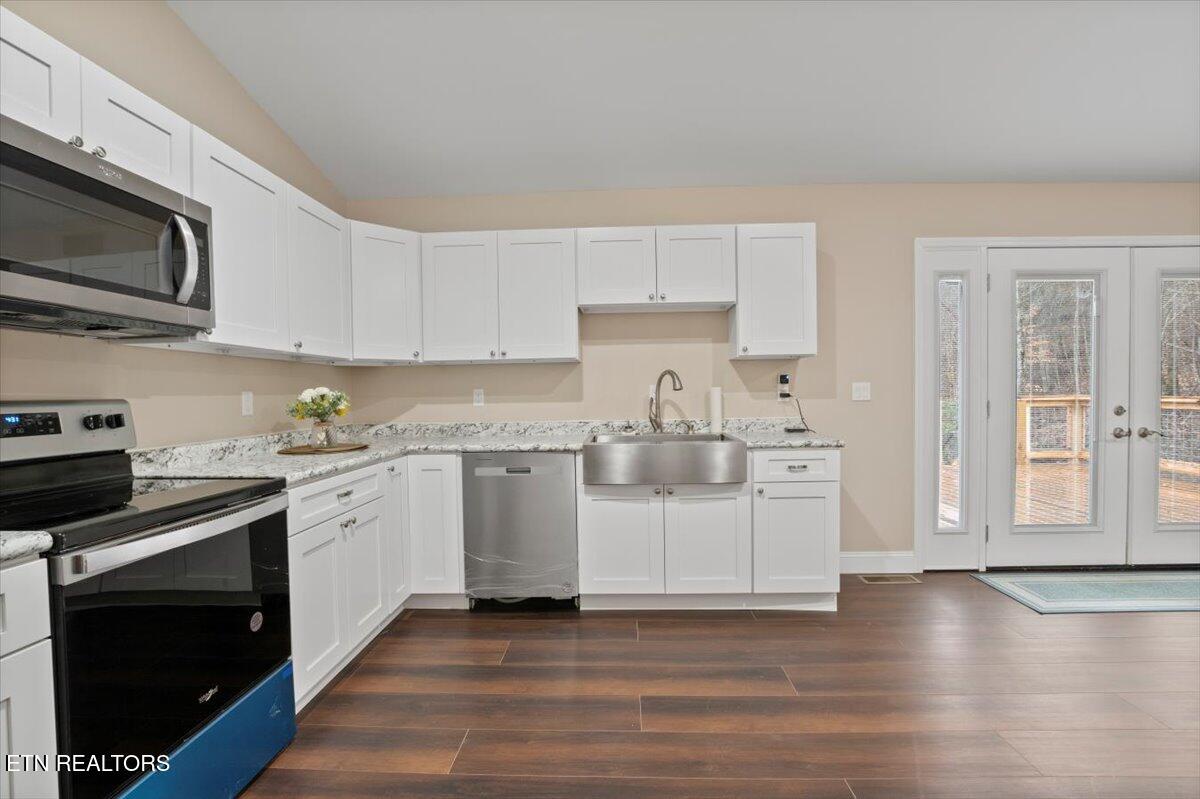 211 Big Four Rd, LaFollette