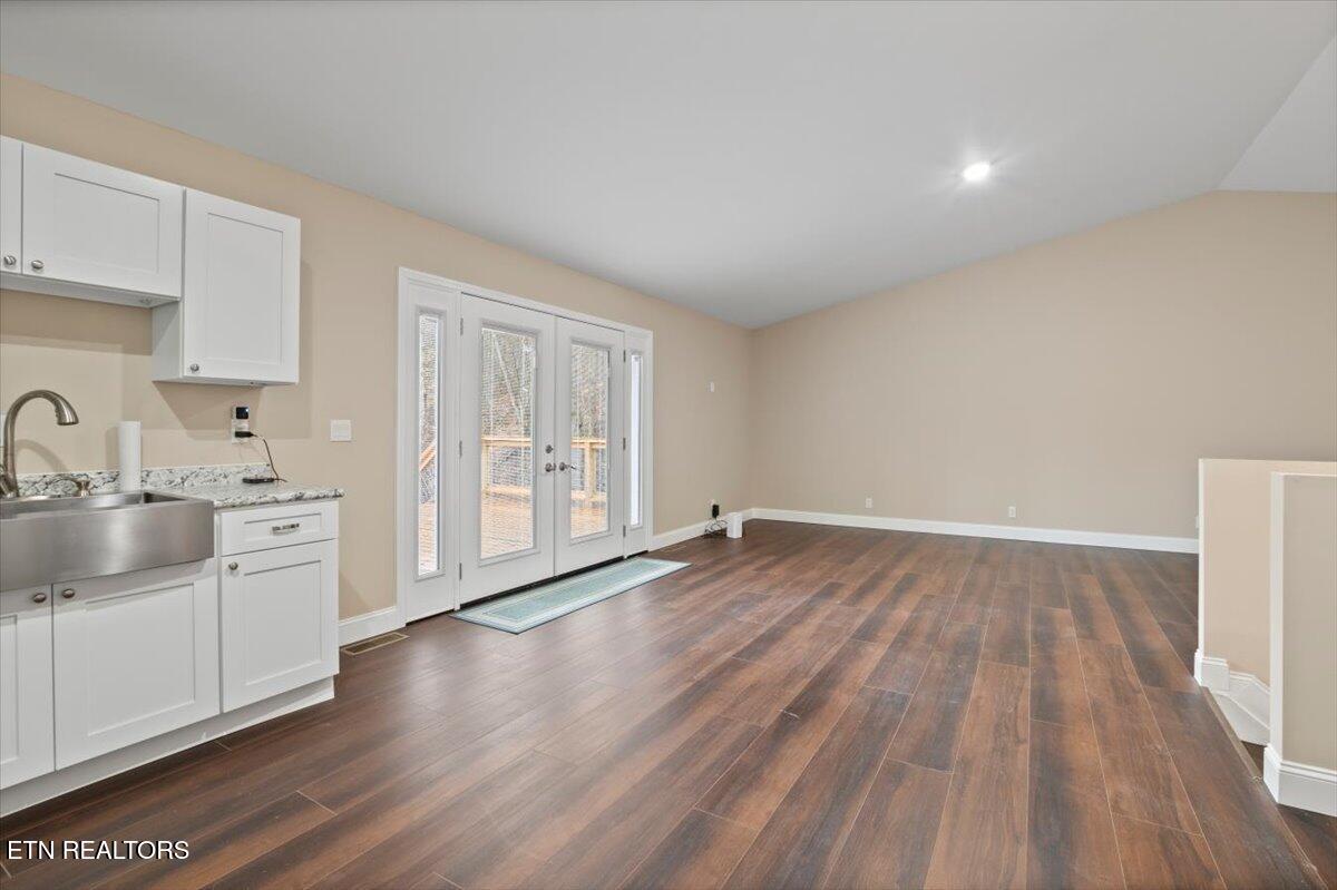 211 Big Four Rd, LaFollette