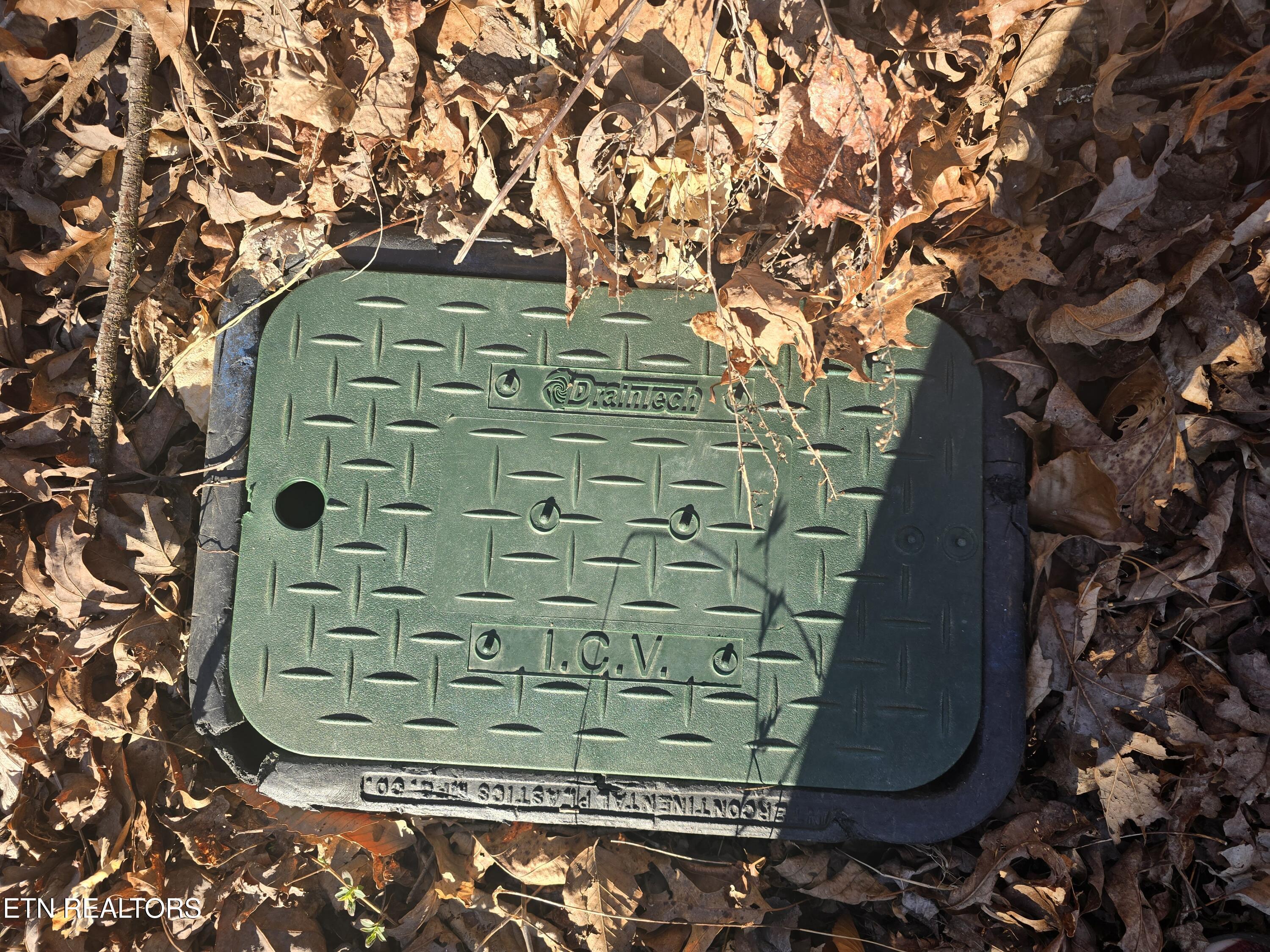 206 Lick Creek Lane, LaFollette