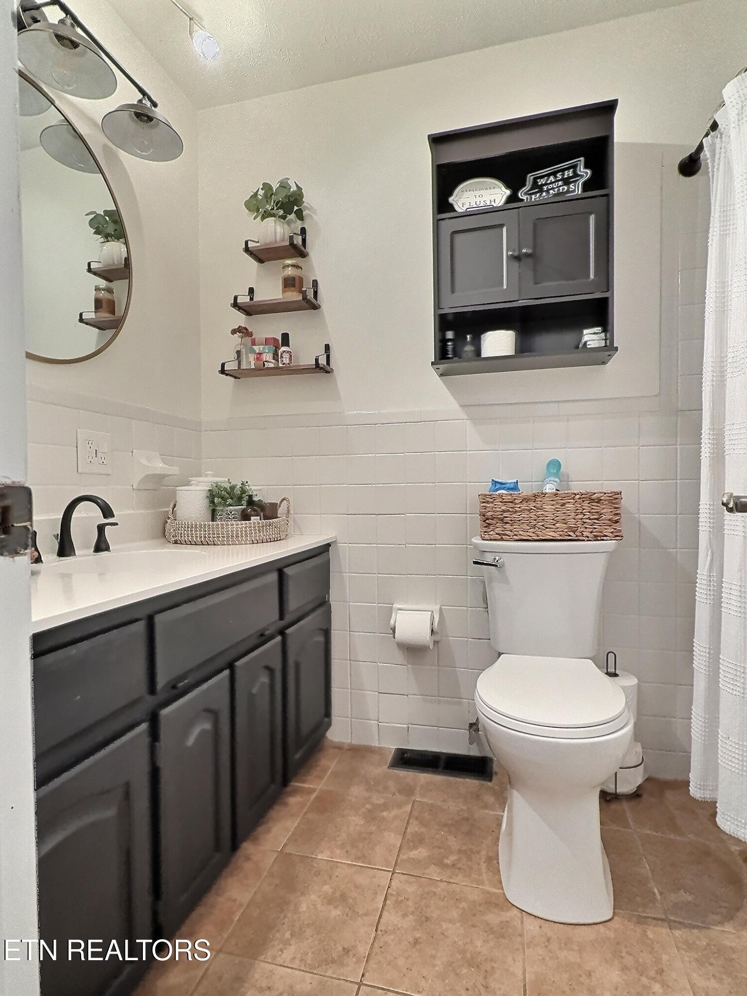 113 Summit Drive, LaFollette