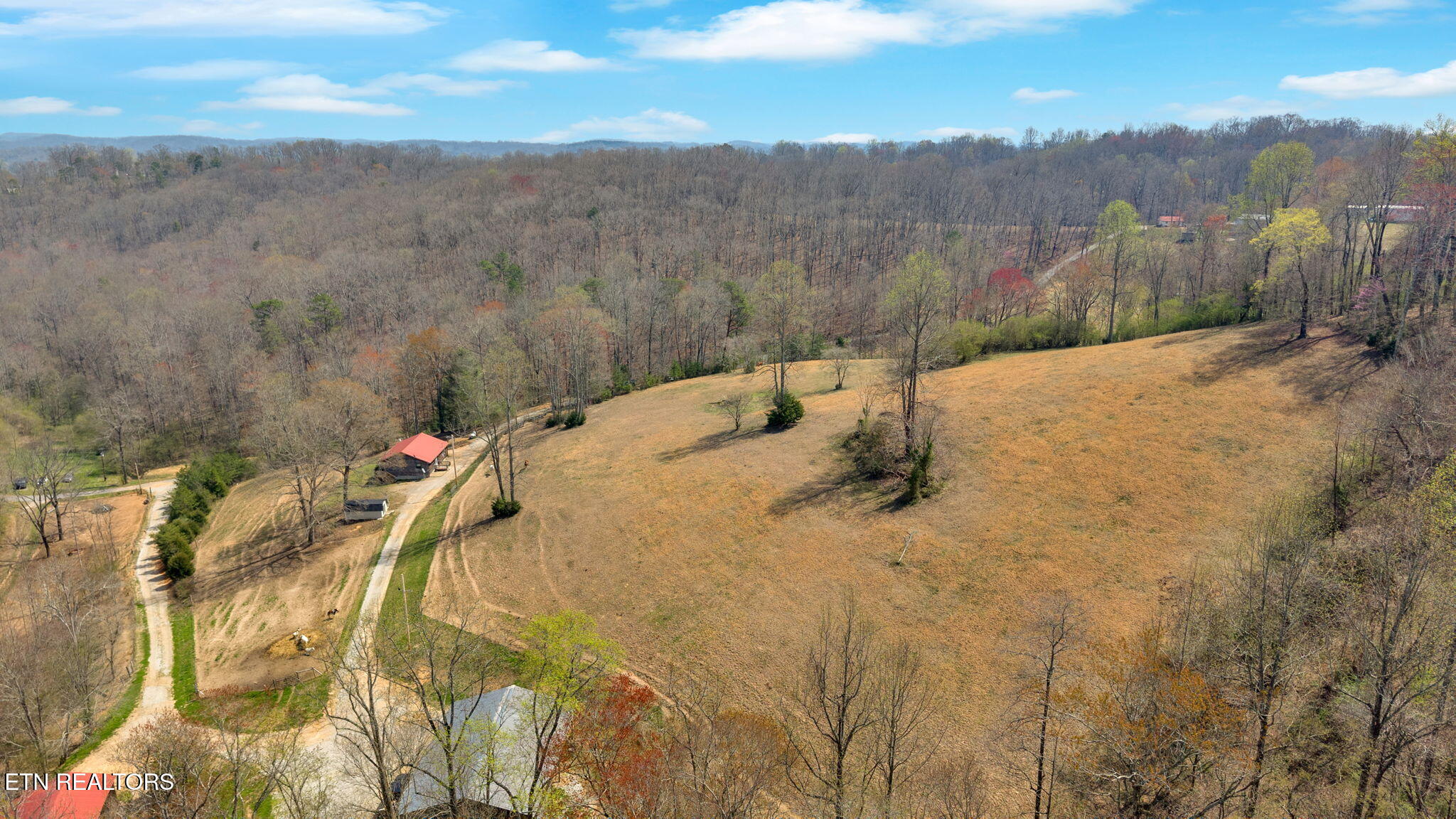299 Tar Town Hollow Lane, LaFollette