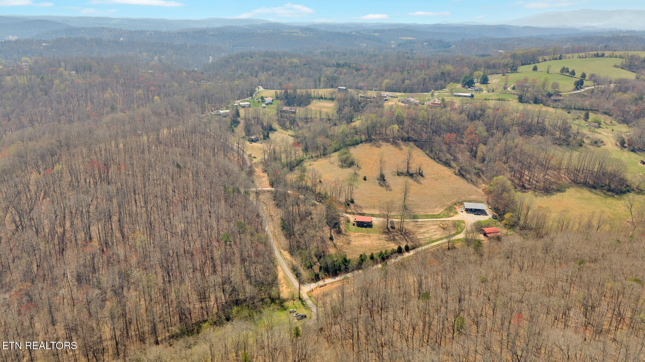 299 Tar Town Hollow Lane, LaFollette