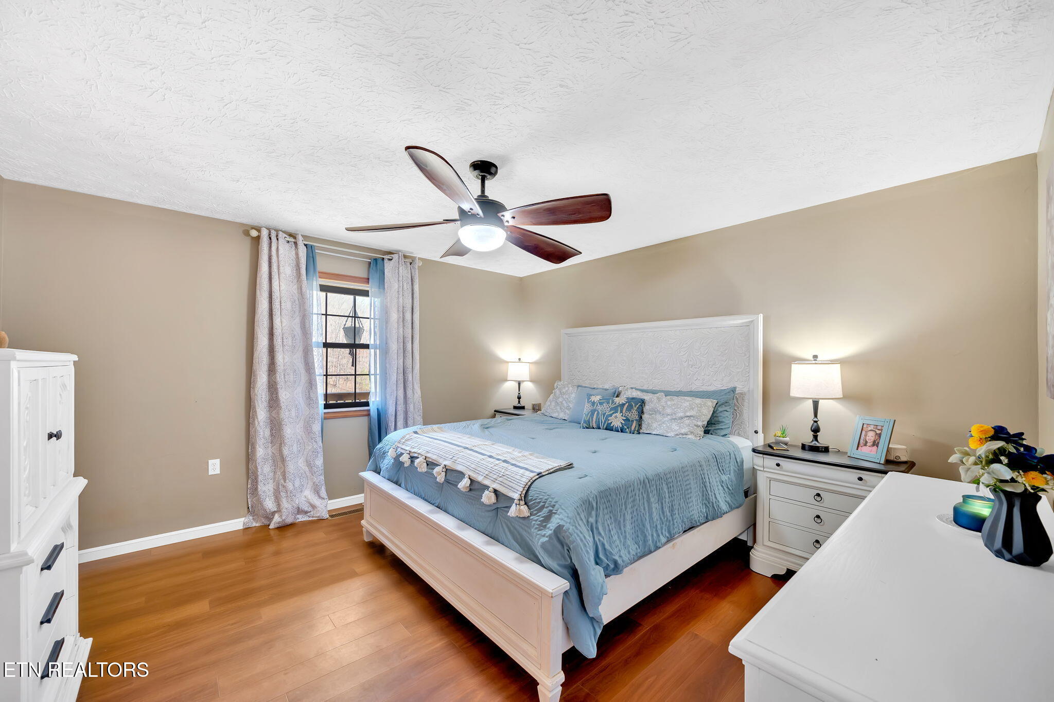 299 Tar Town Hollow Lane, LaFollette