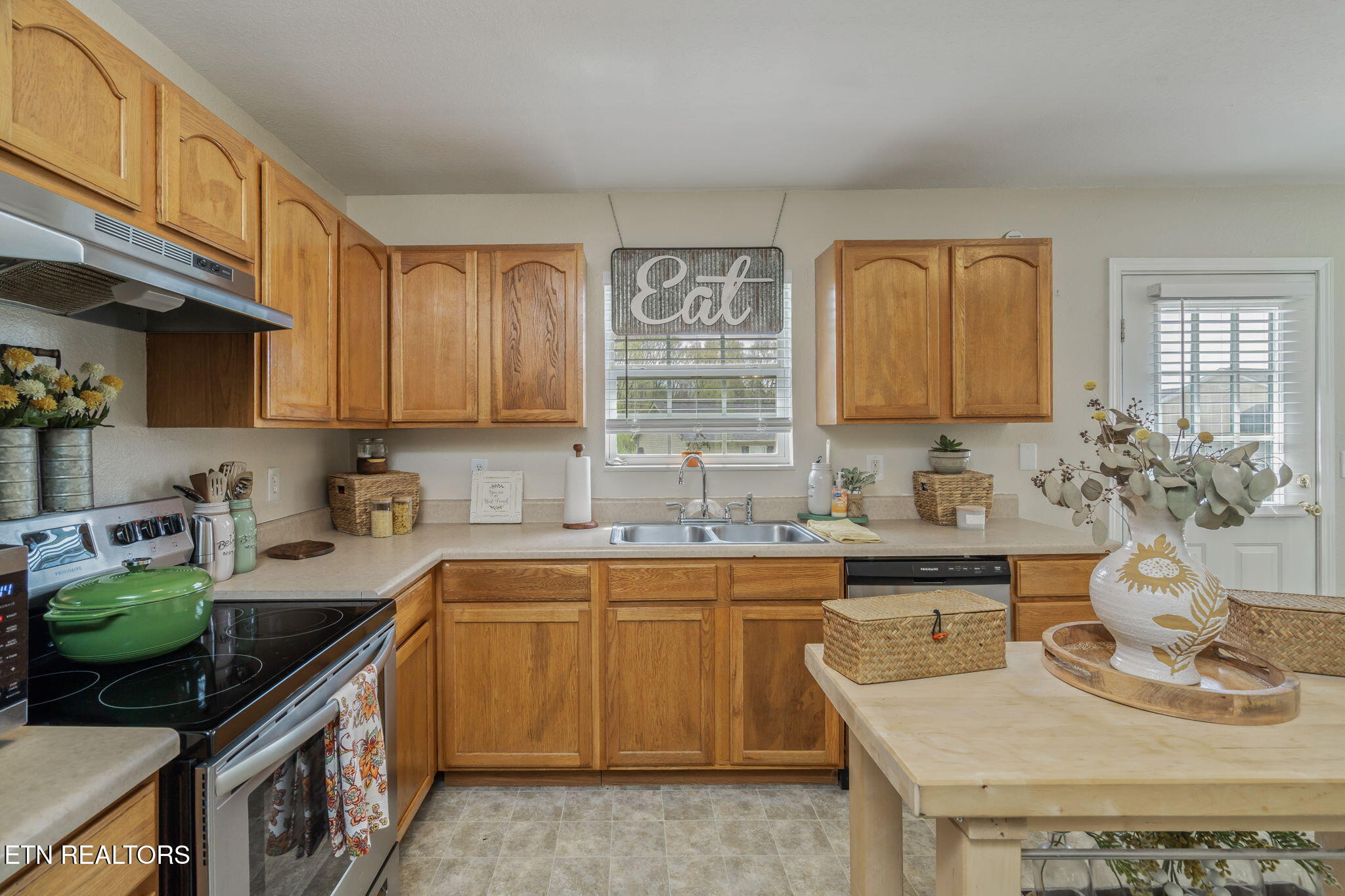 775 Butter And Egg Rd