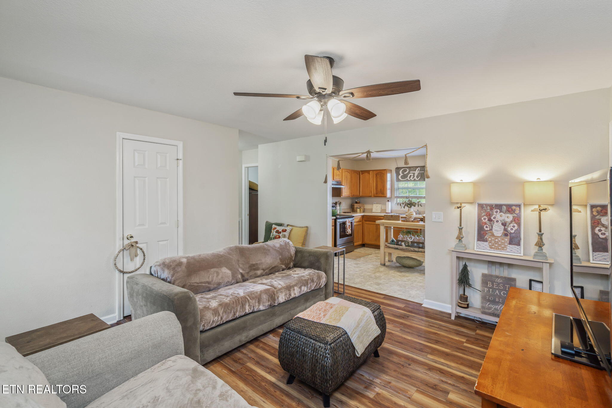 775 Butter And Egg Rd