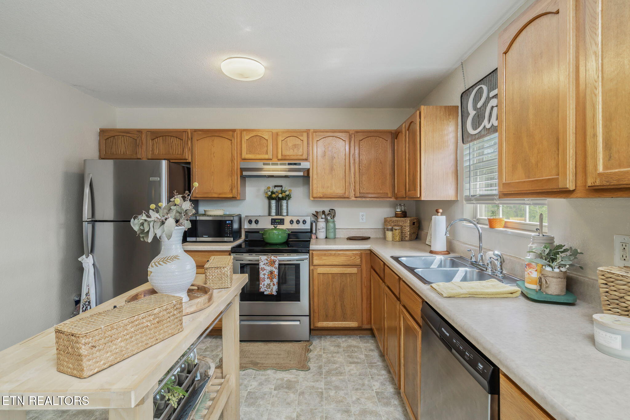 775 Butter And Egg Rd