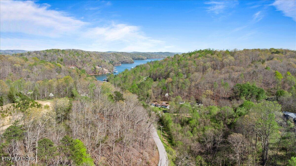 Rainbow View Rd, LaFollette
