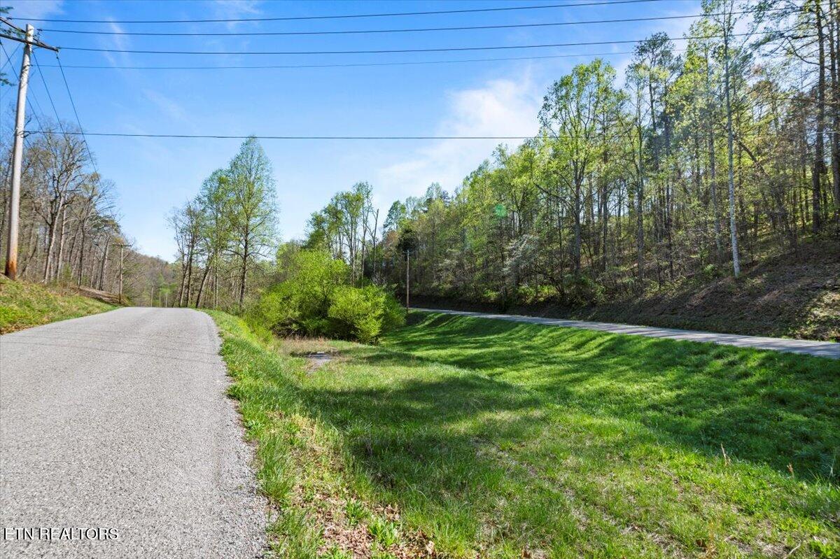 Rainbow View Rd, LaFollette