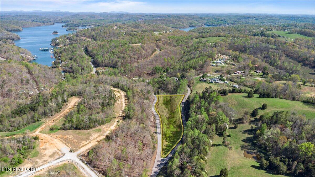 Rainbow View Rd, LaFollette
