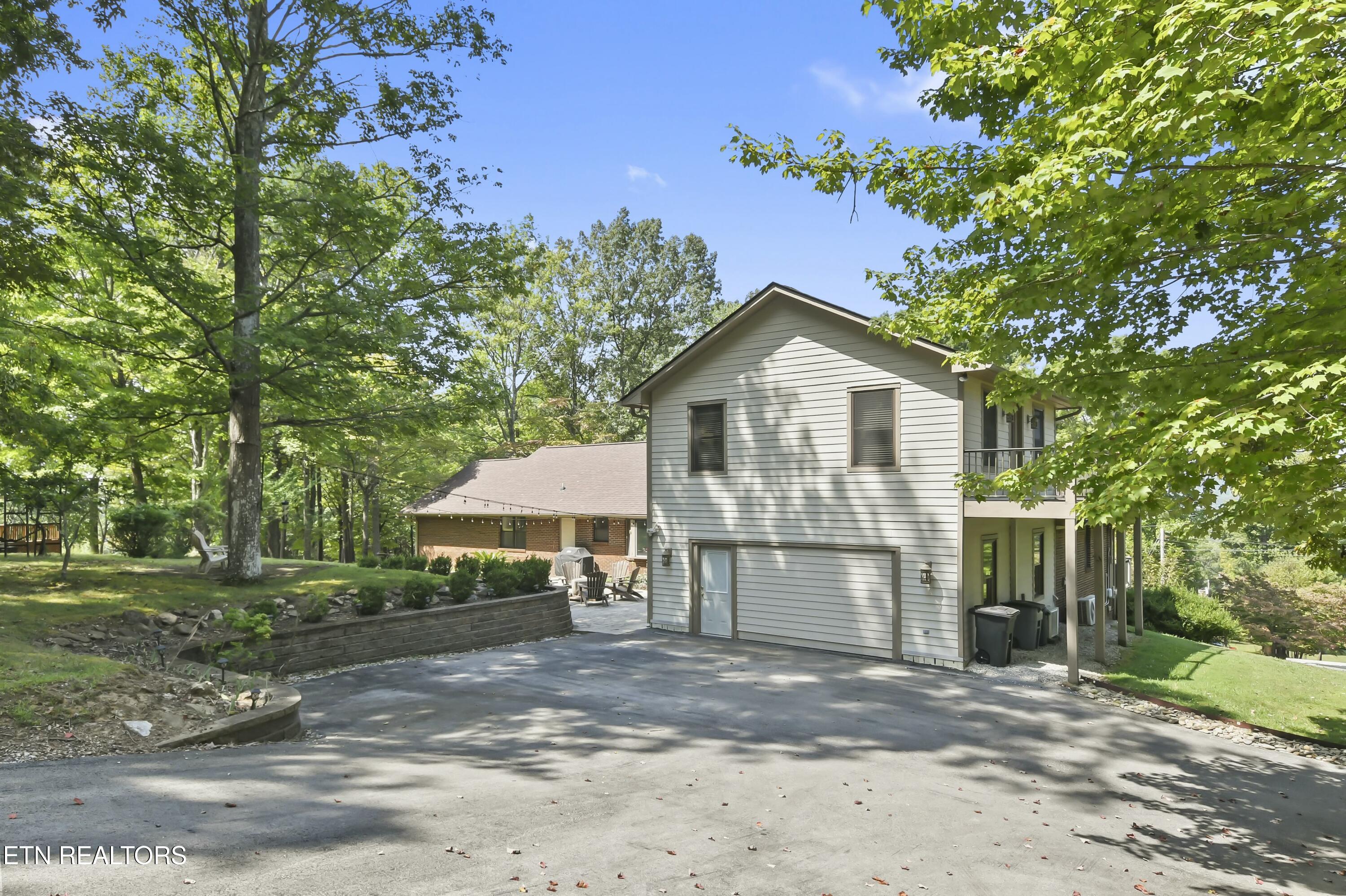 1517 Deerfield Way, LaFollette