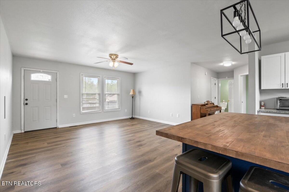 174 Sandy Hill Rd, LaFollette