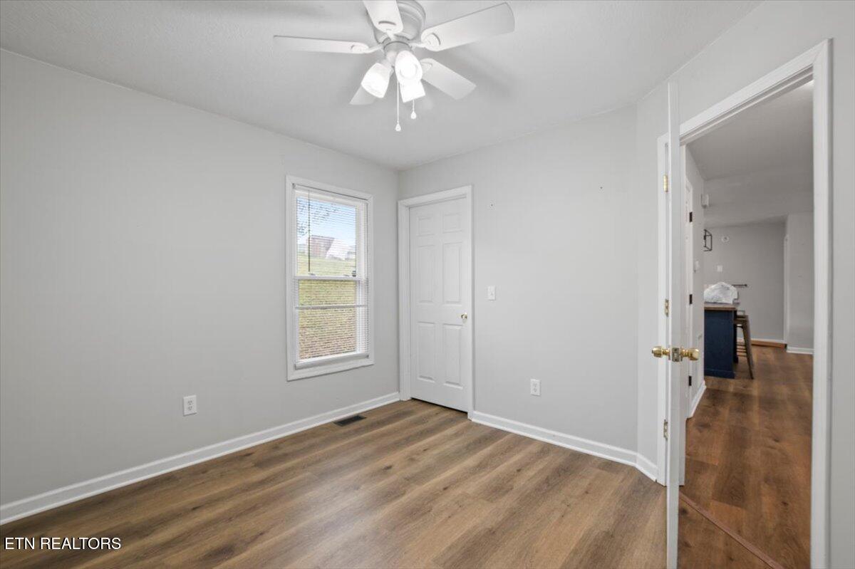 174 Sandy Hill Rd, LaFollette