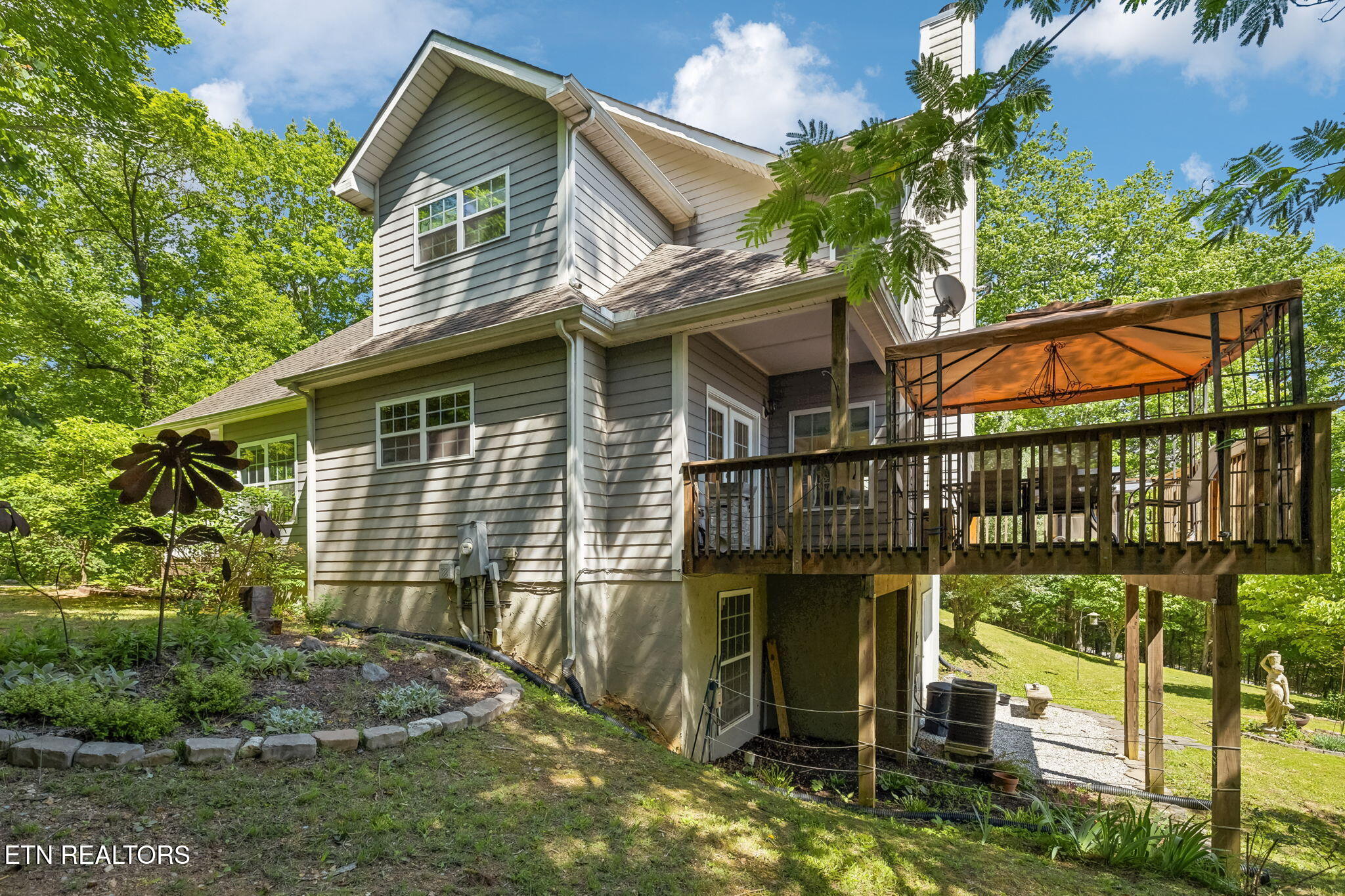 221 Stony Rock Lane