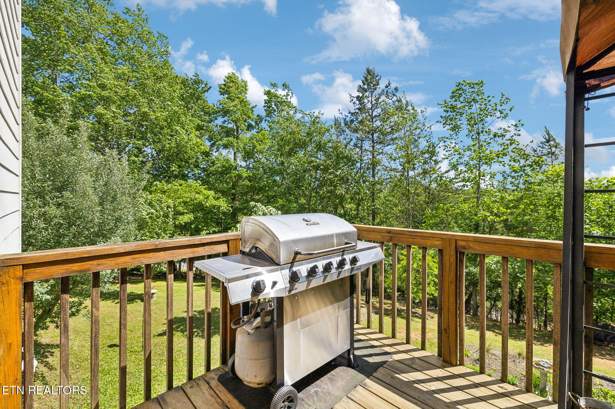221 Stony Rock Lane