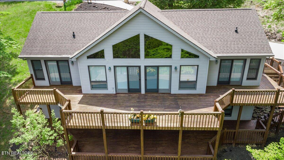 334 Little Buck Lane, LaFollette