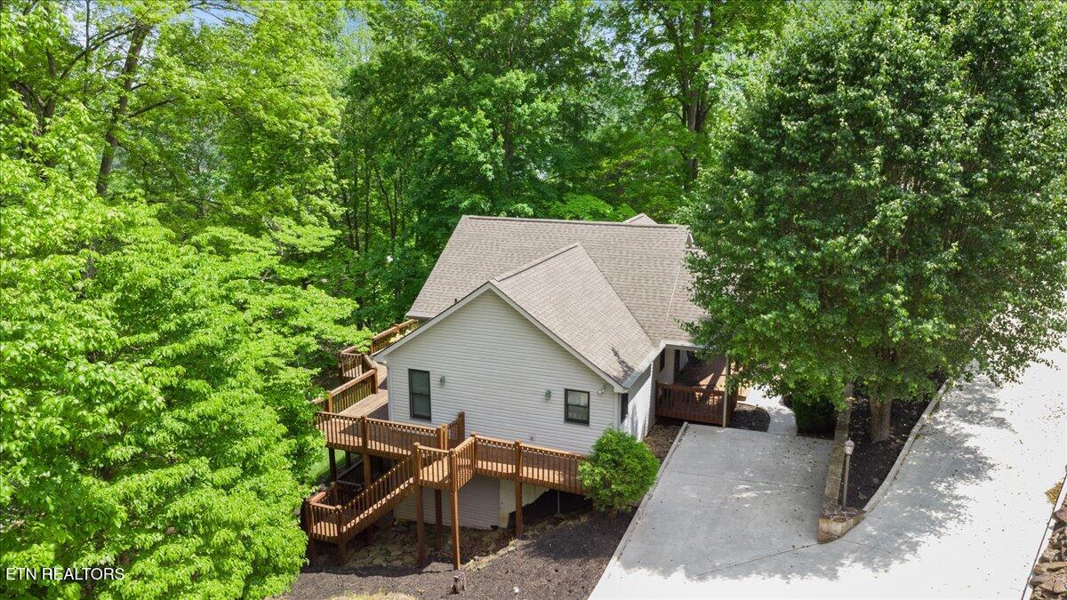 334 Little Buck Lane, LaFollette