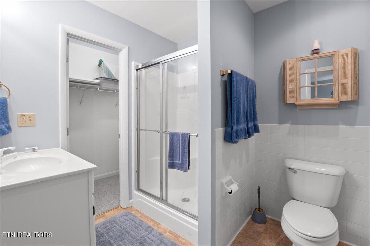 334 Little Buck Lane, LaFollette