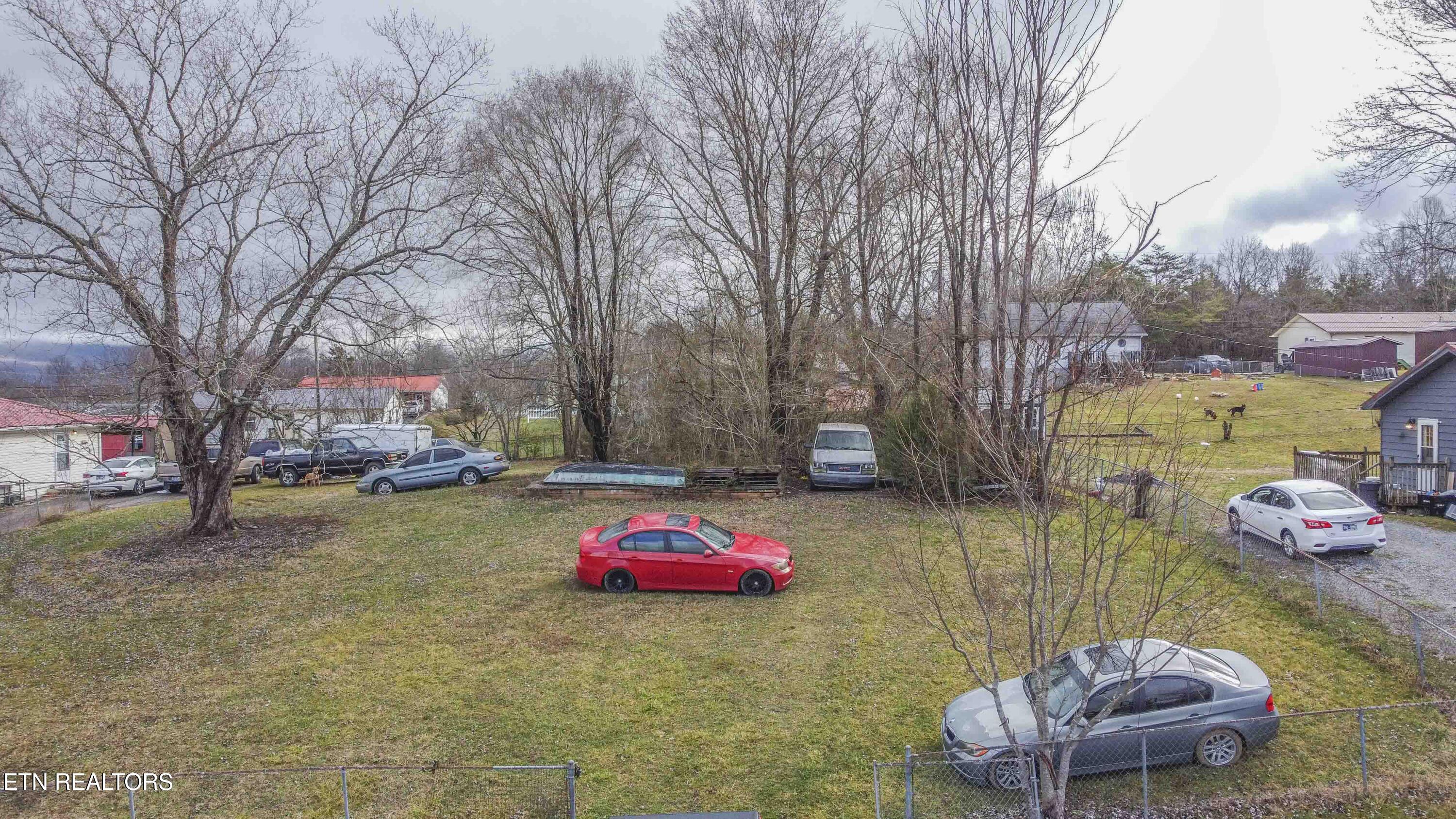 Valley View Rd, LaFollette