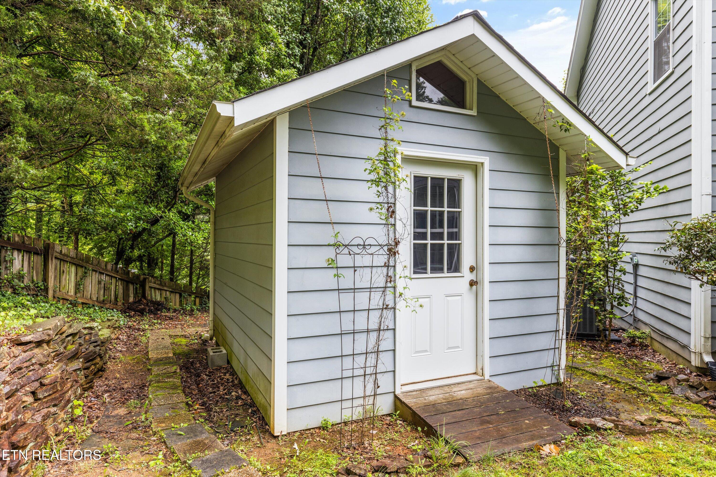 9417 George Williams Rd