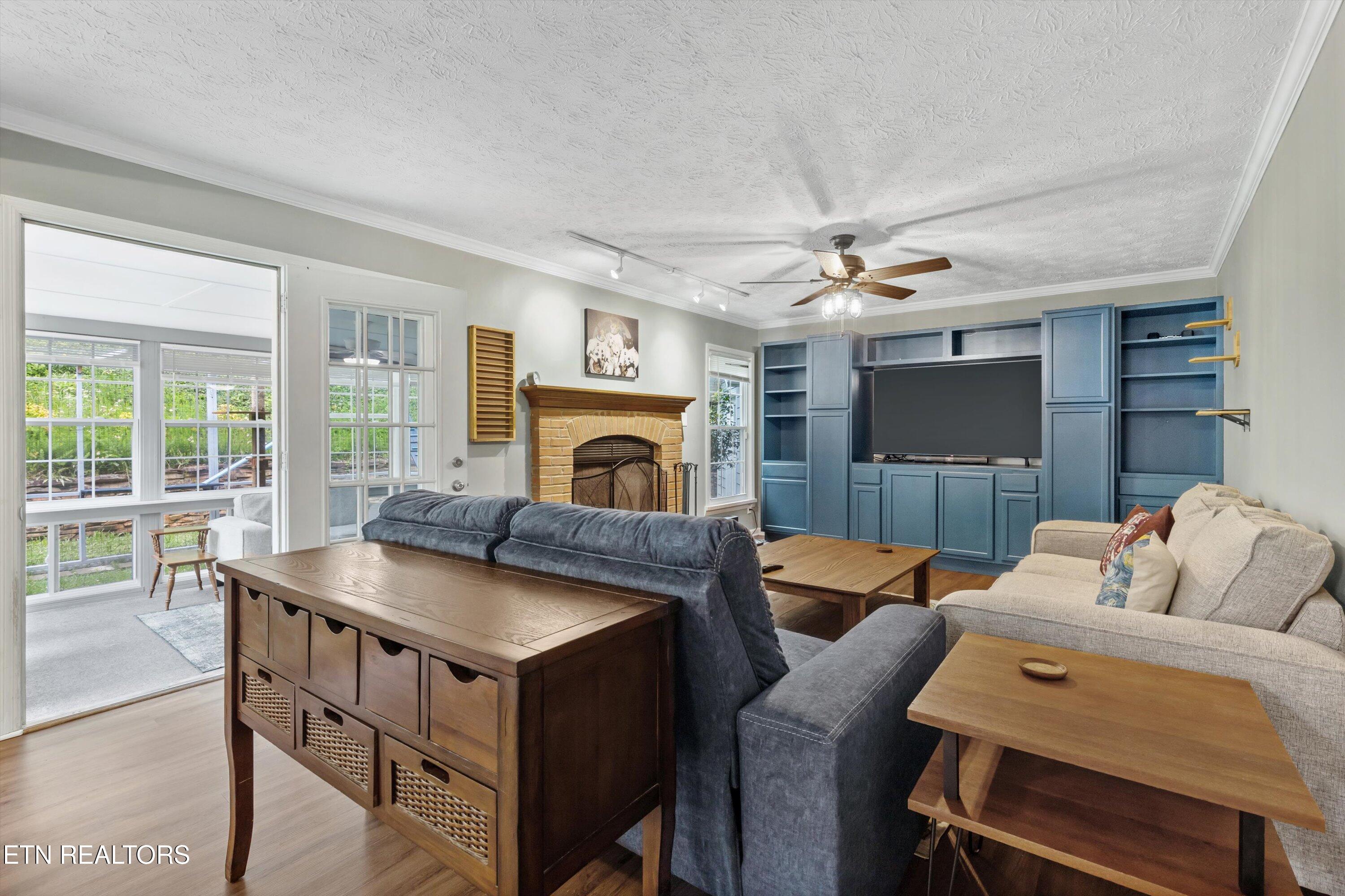 9417 George Williams Rd