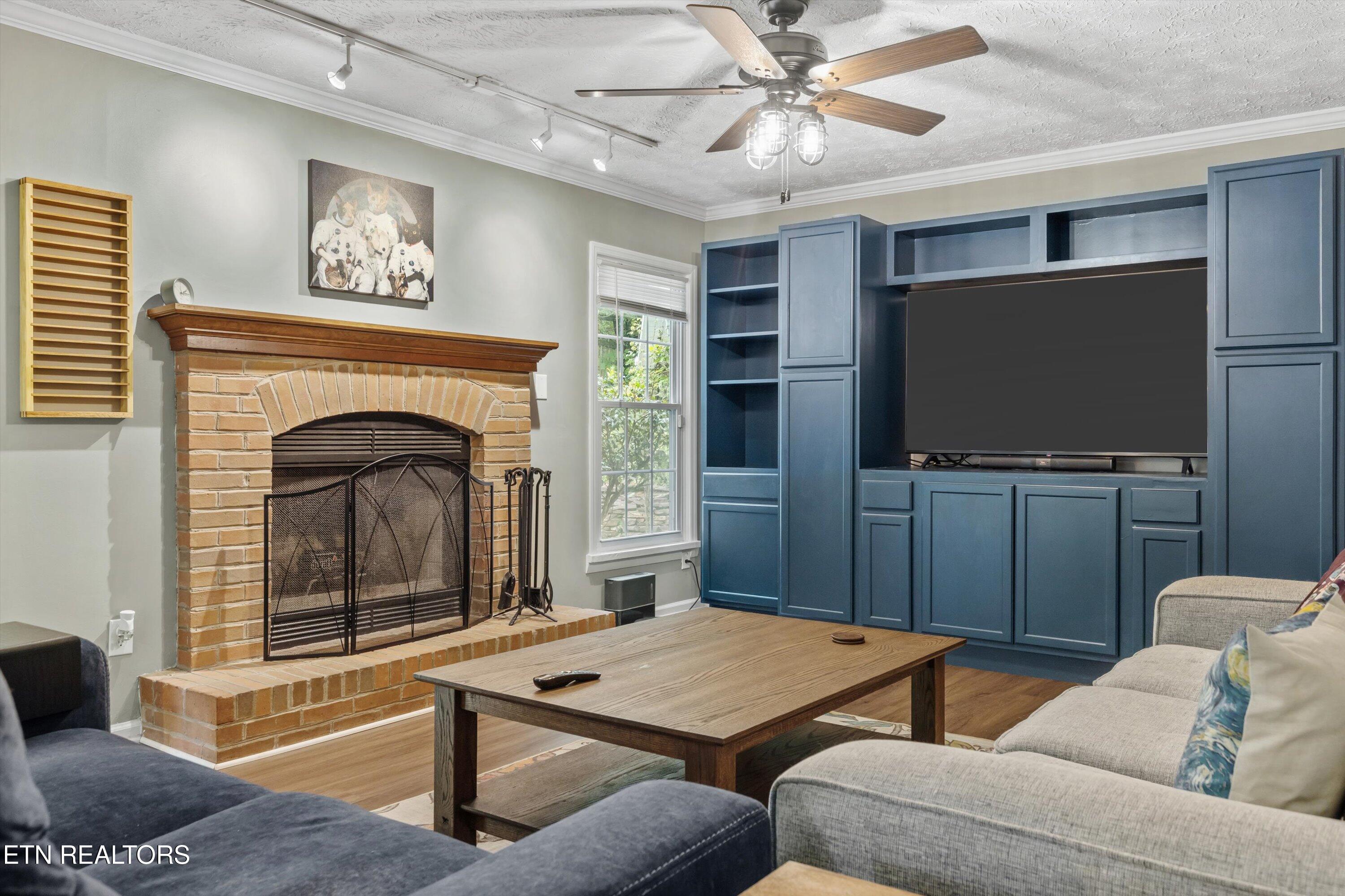 9417 George Williams Rd