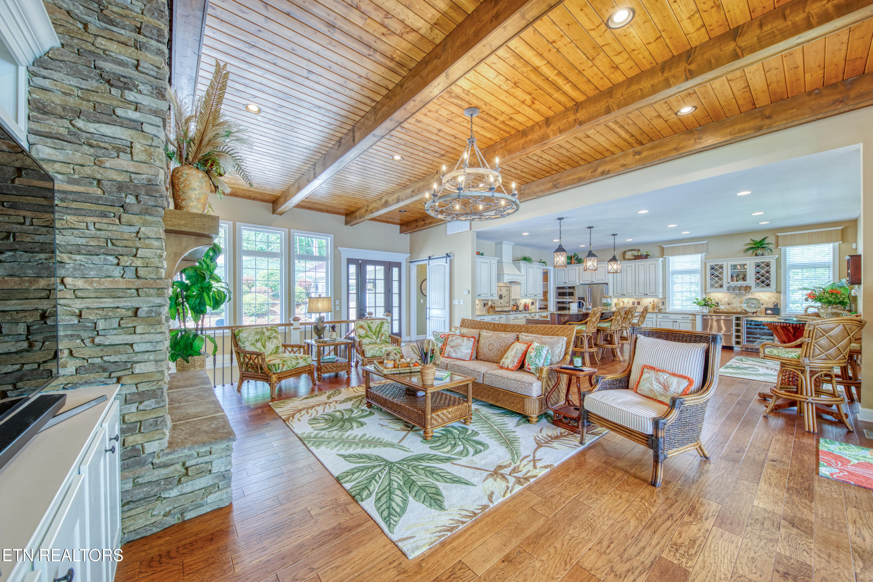 429 Hiawassee View Drive