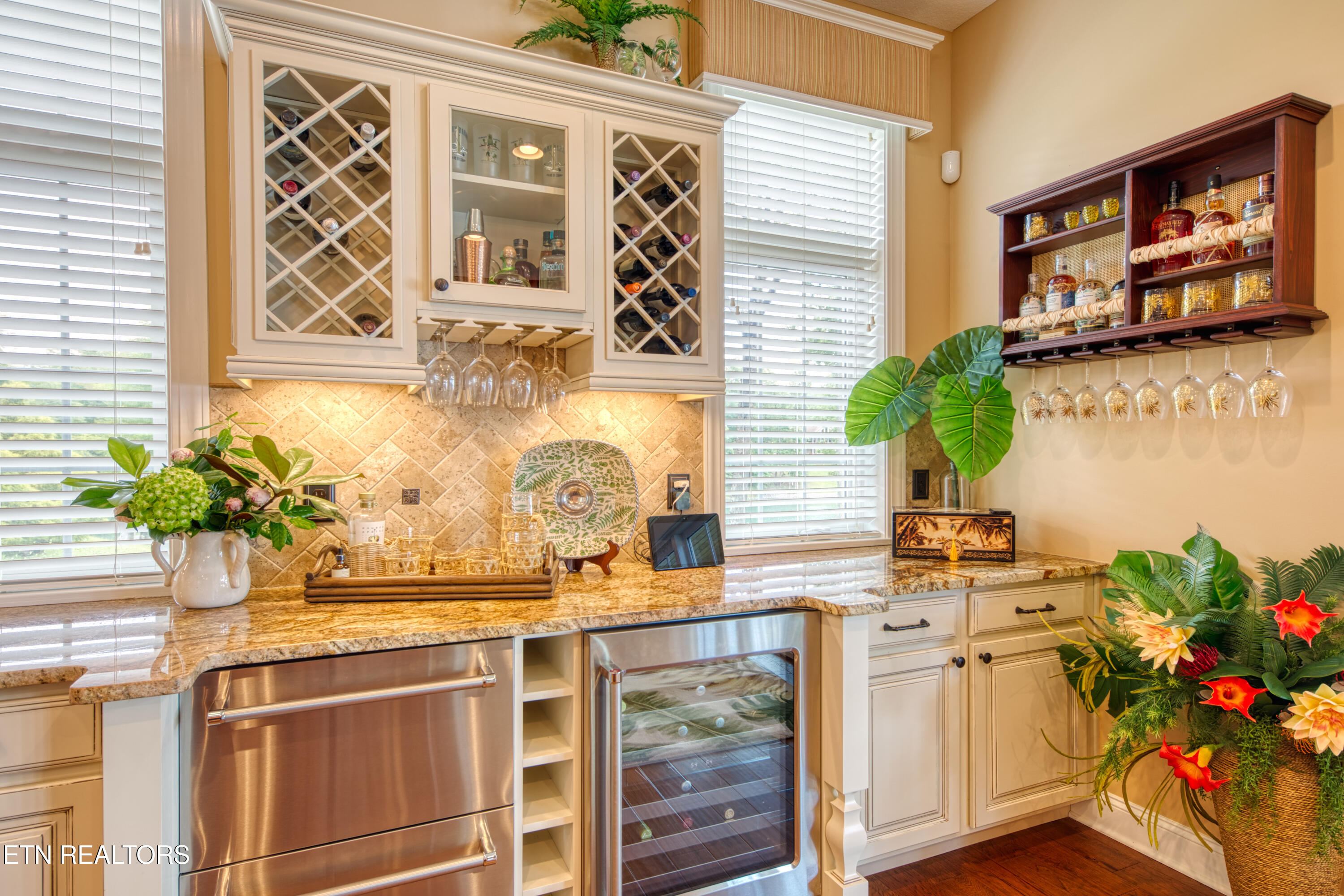 429 Hiawassee View Drive
