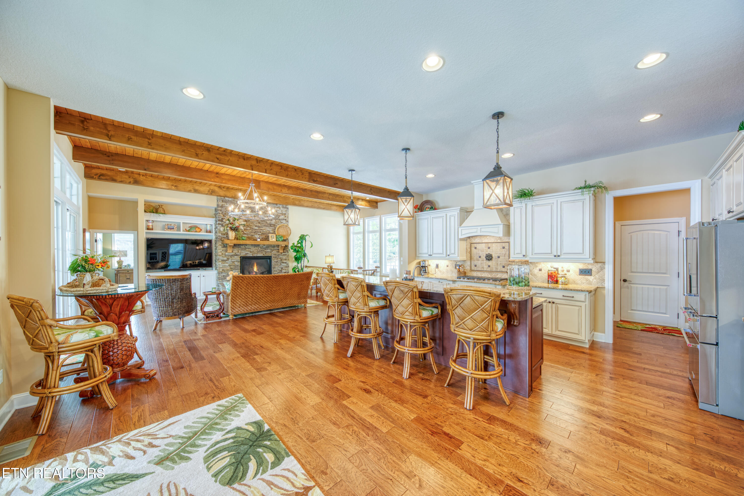 429 Hiawassee View Drive